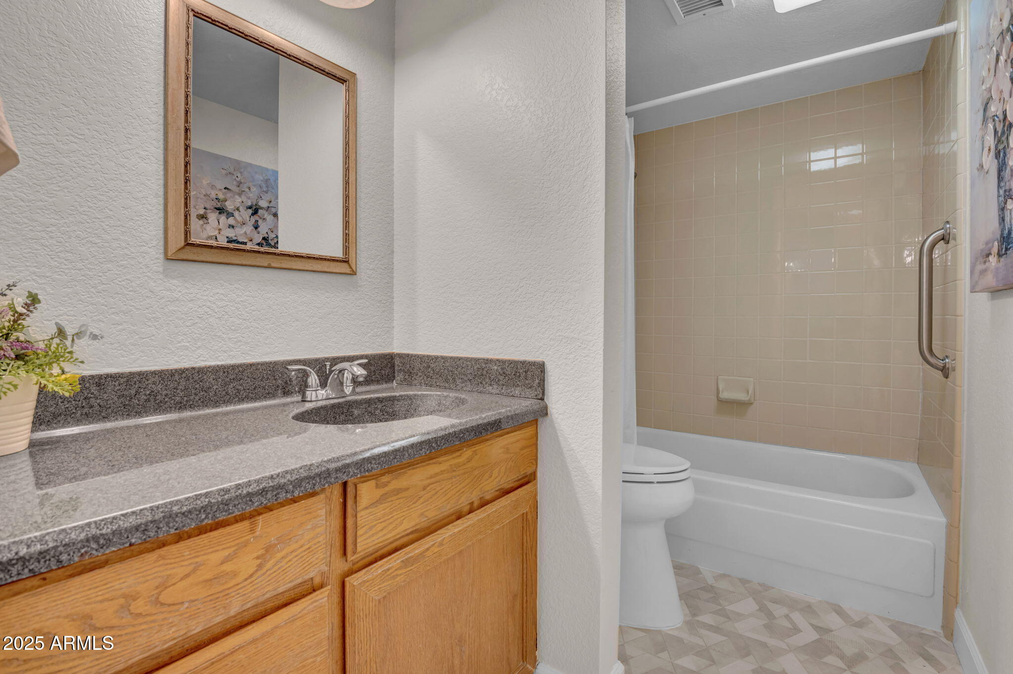 10235 N 31ST Street, 15