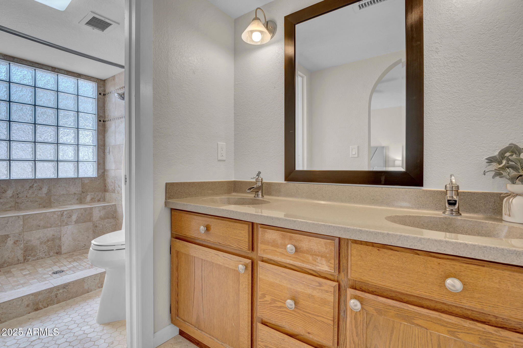 10235 N 31ST Street, 15