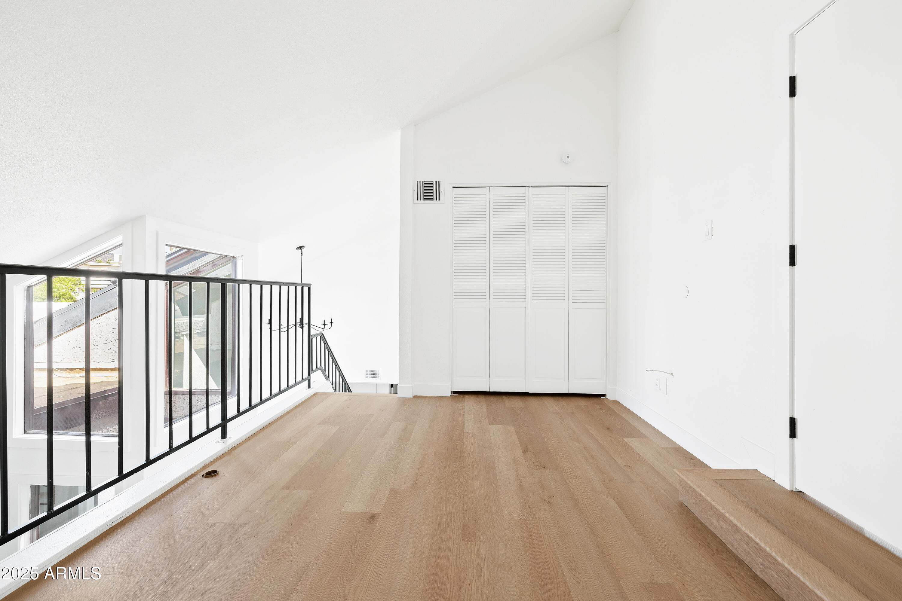 1631 E GARDENIA Avenue