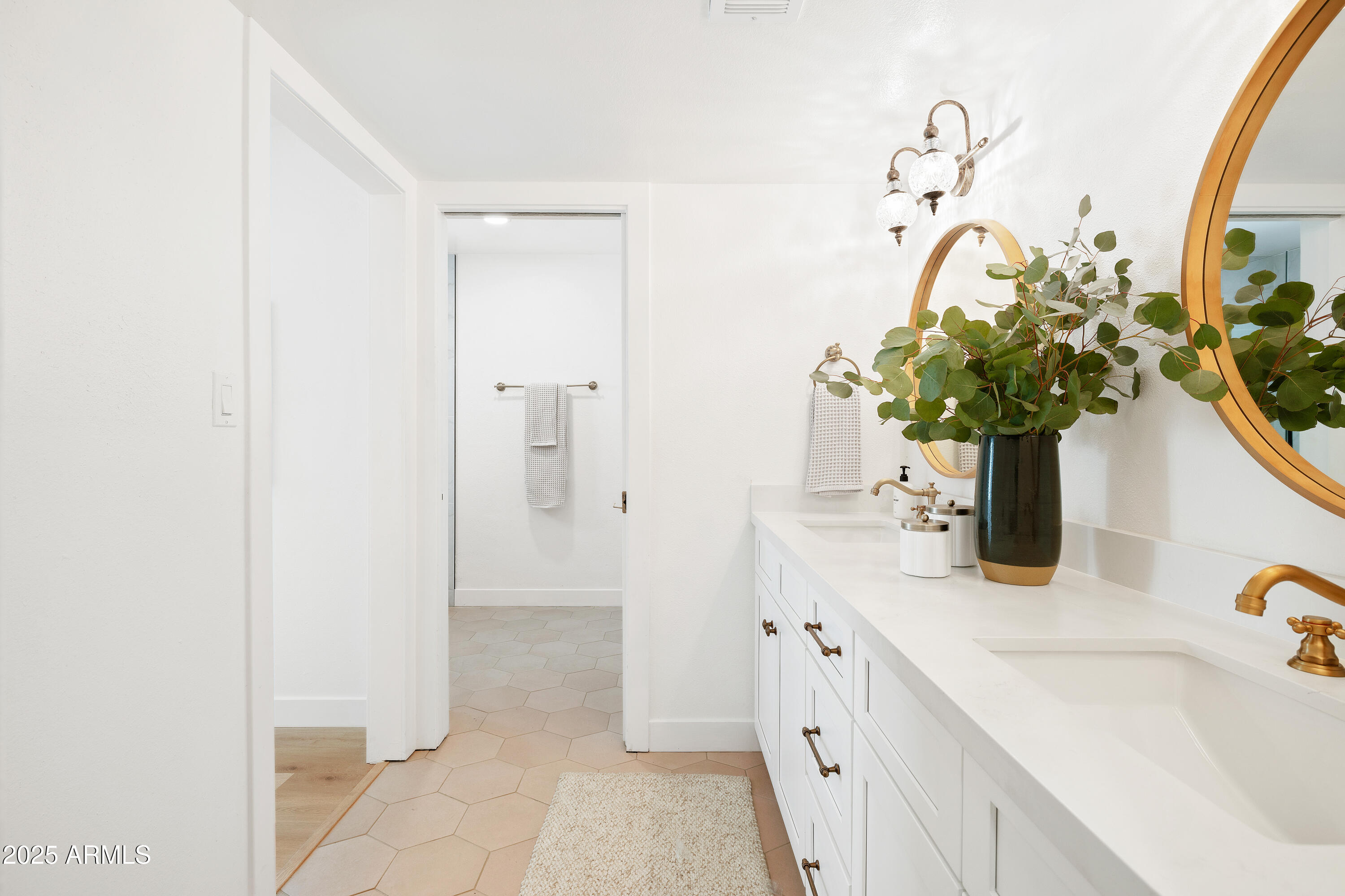 1631 E GARDENIA Avenue