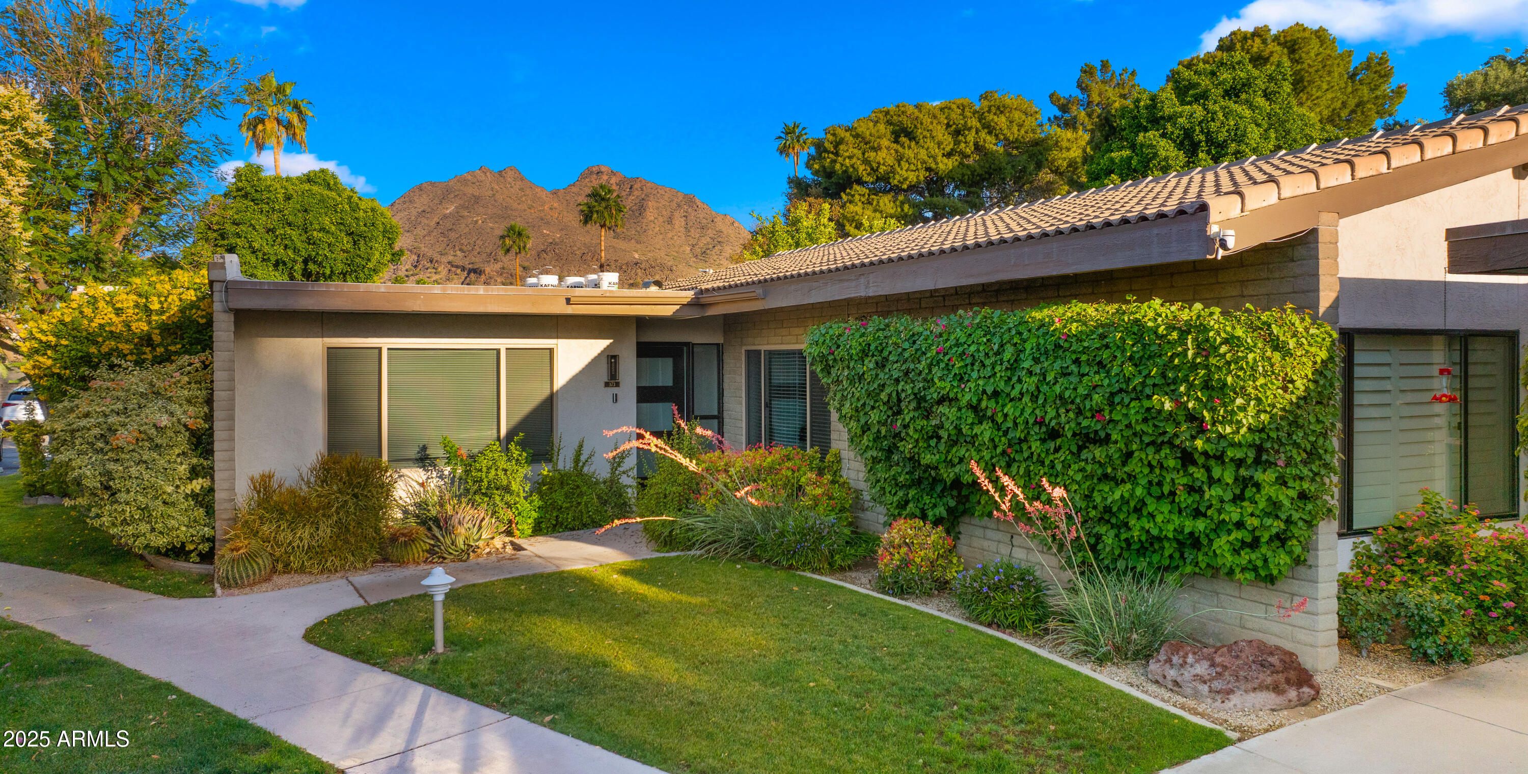 4800 N 68TH Street, 373