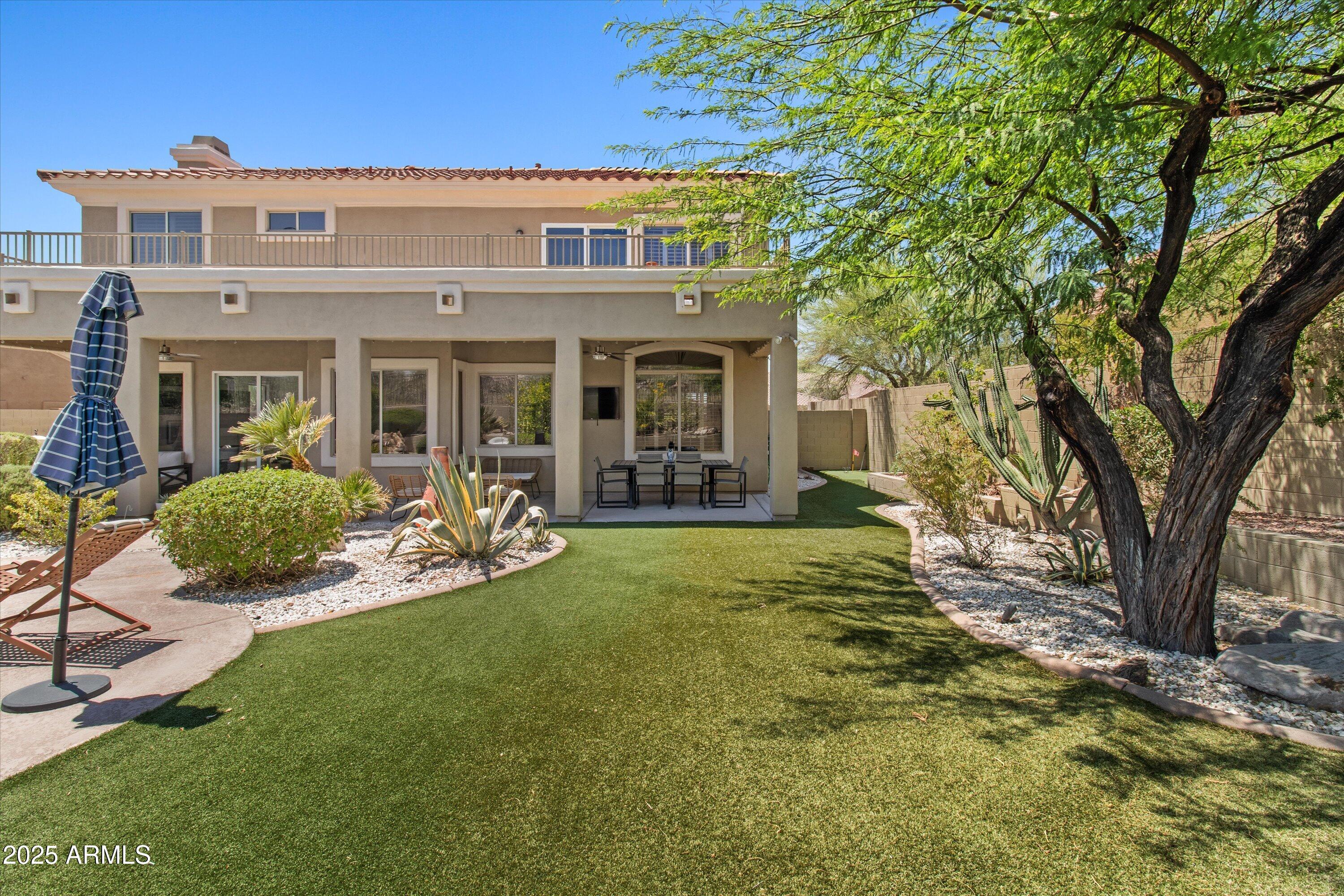 10415 E ROSEMARY Lane
