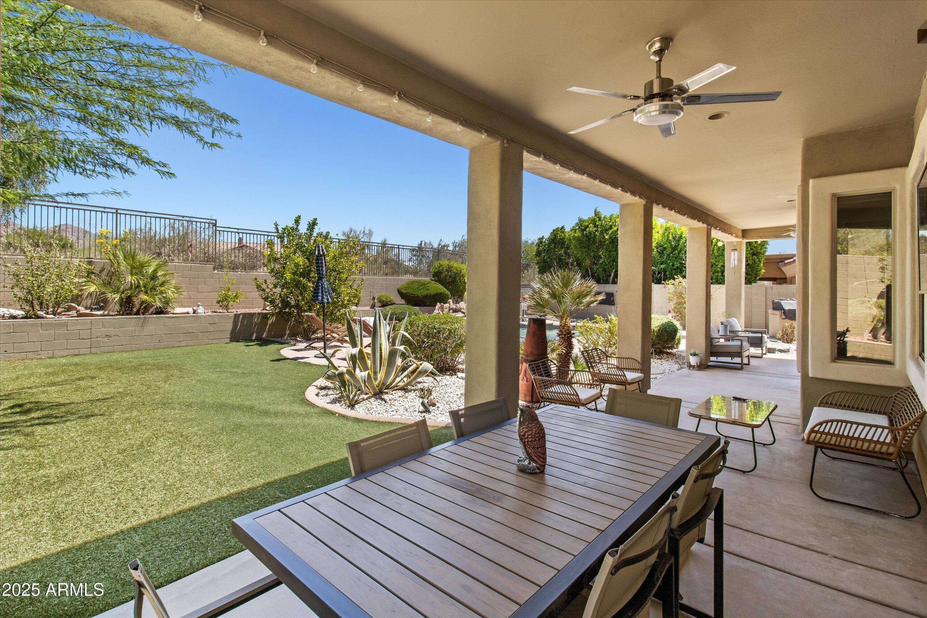 10415 E ROSEMARY Lane