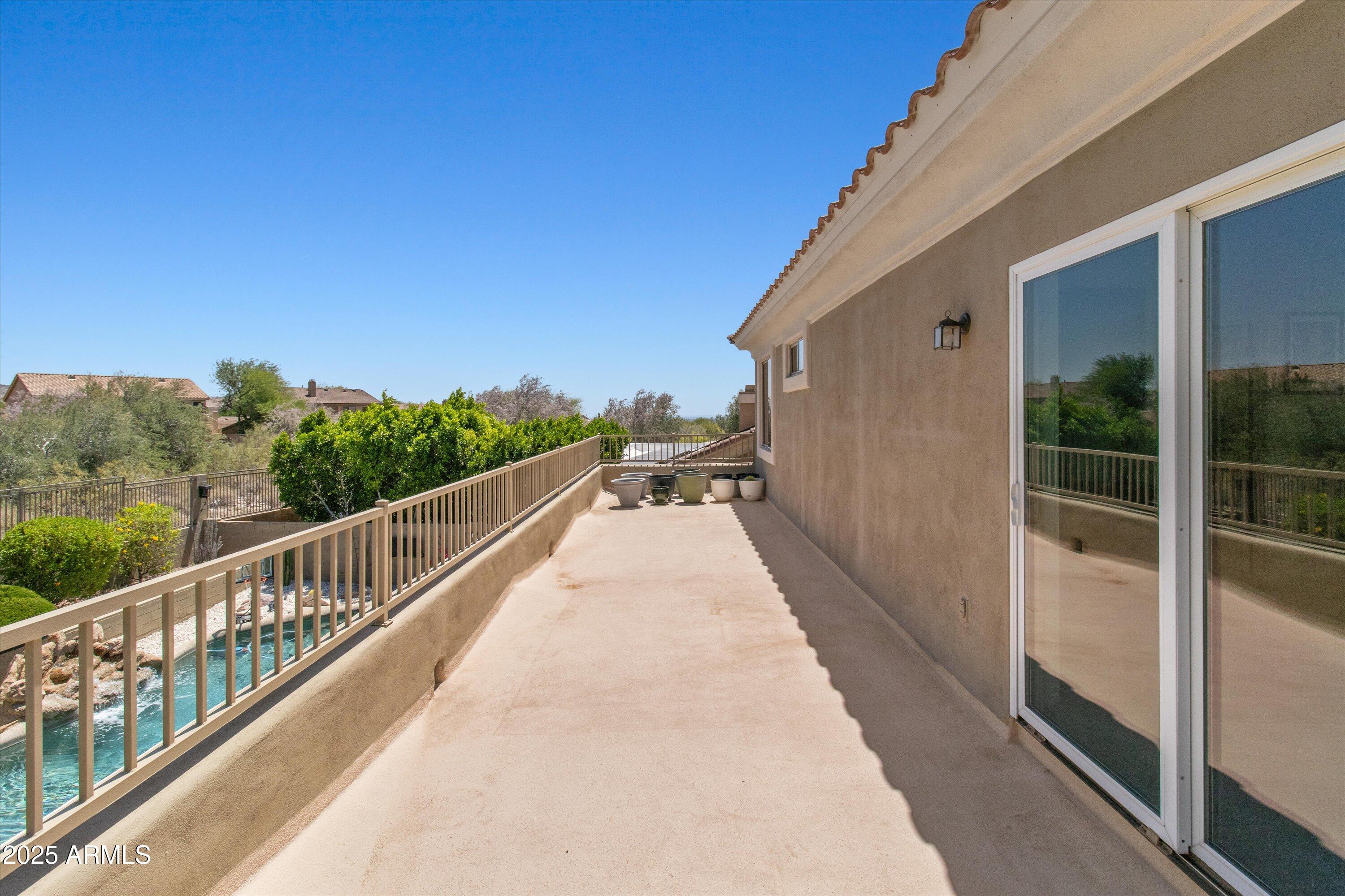 10415 E ROSEMARY Lane