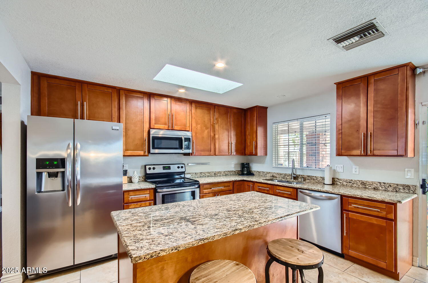15841 N 23RD Place