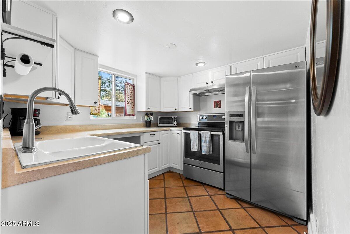 103 San Carlos Road