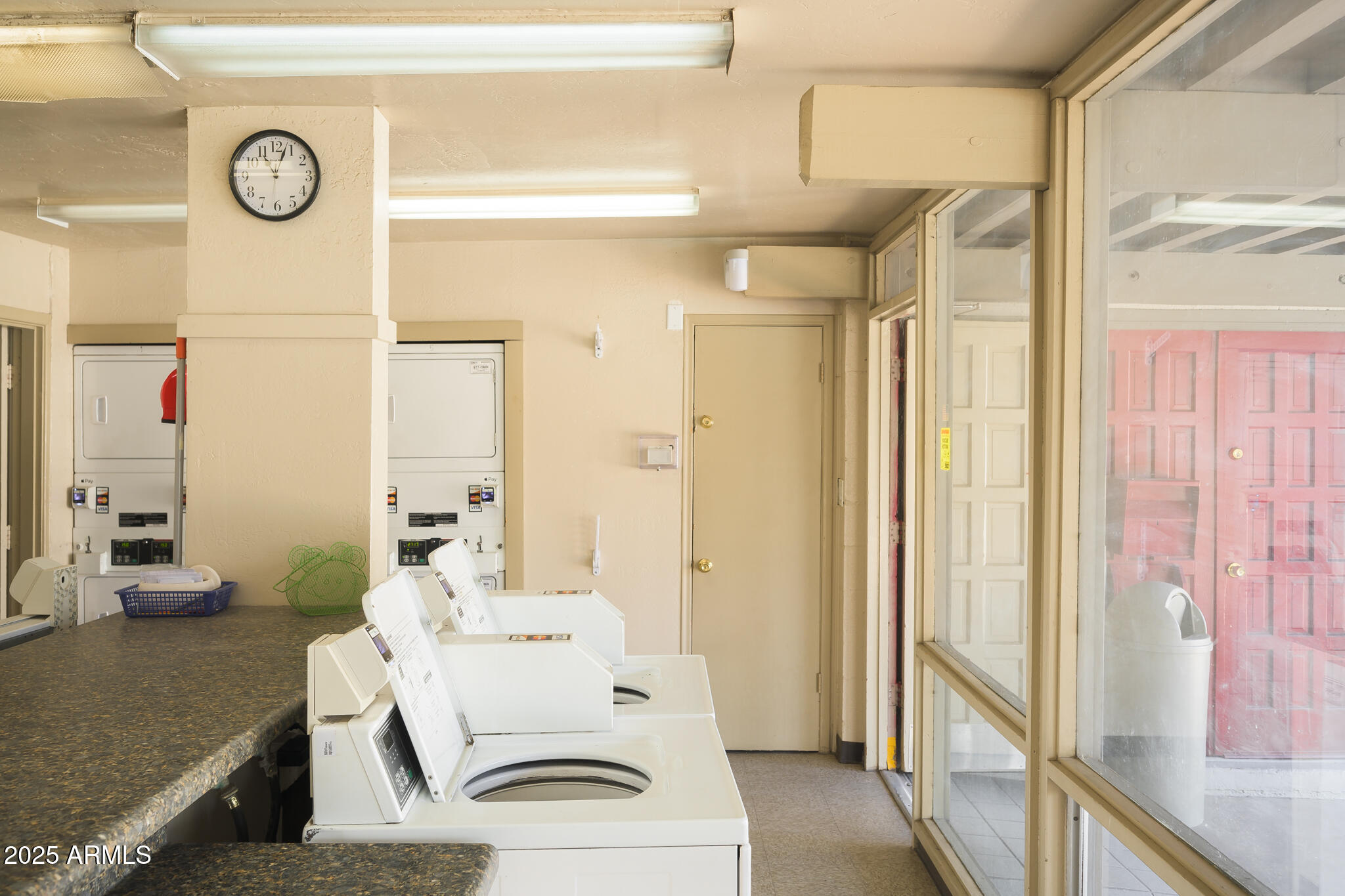 4118 E CALLE REDONDA, 77