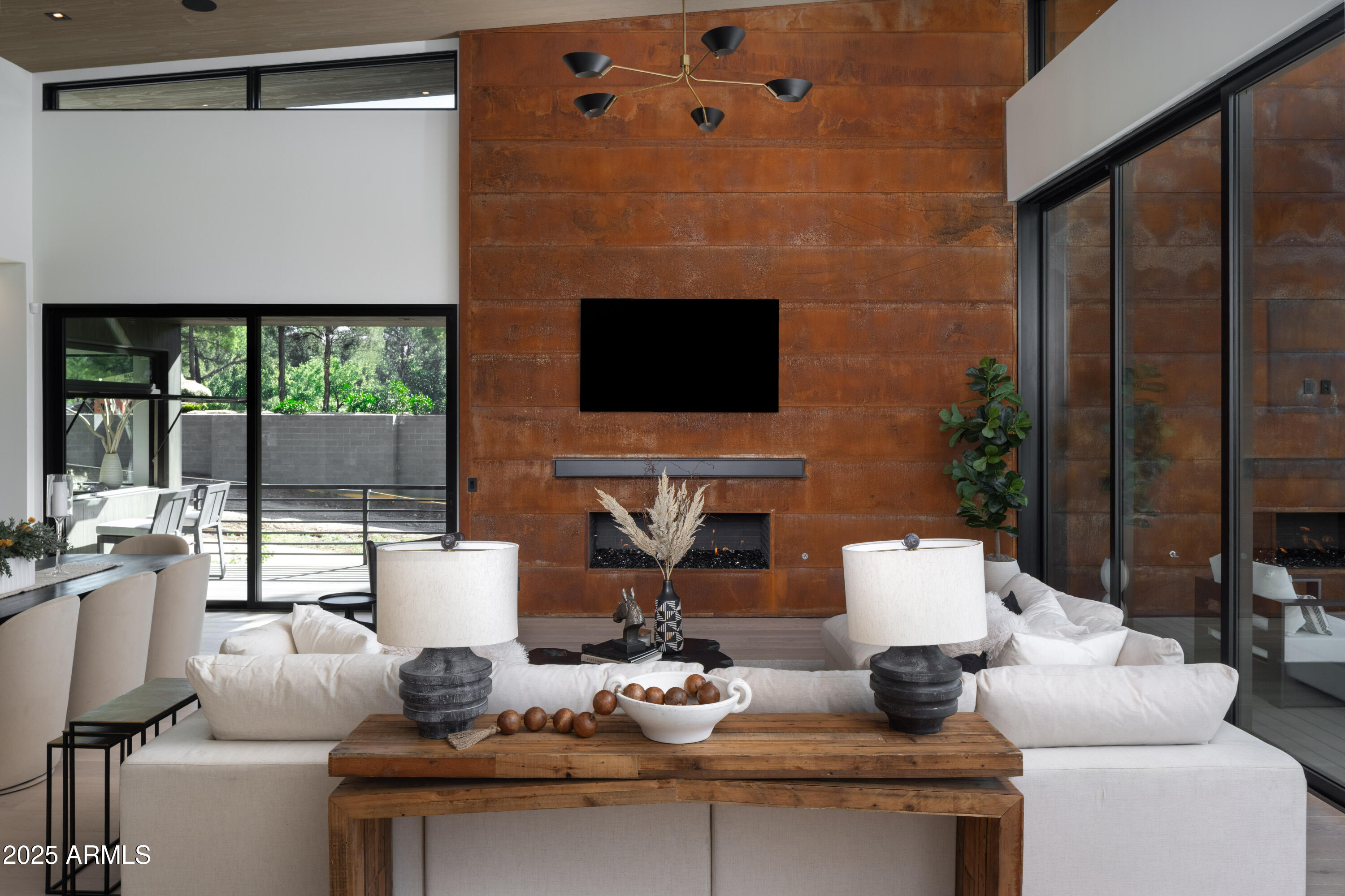 3699 S Woodland Hills Drive