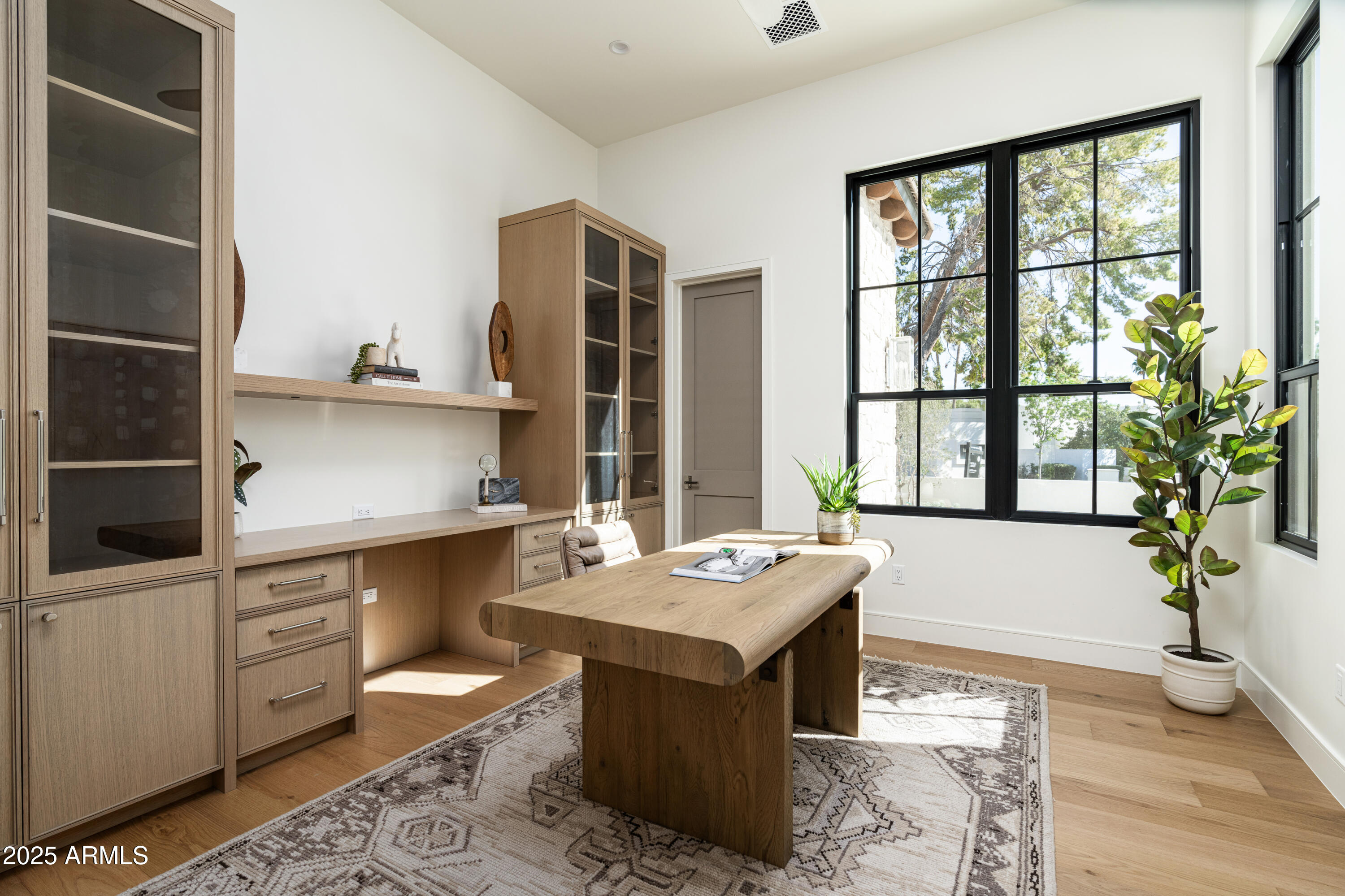 6302 E CALLE DEL NORTE