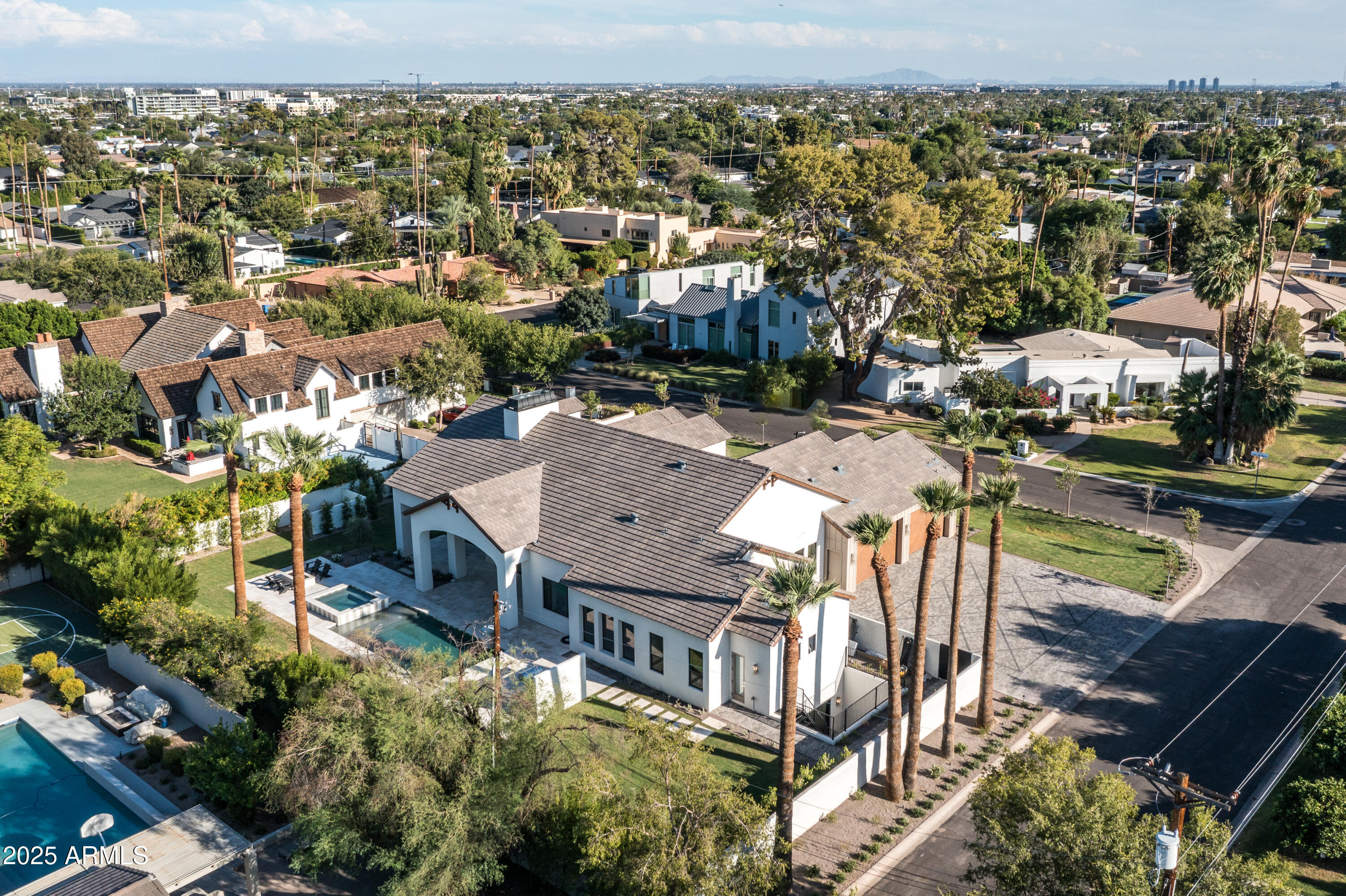 6302 E CALLE DEL NORTE