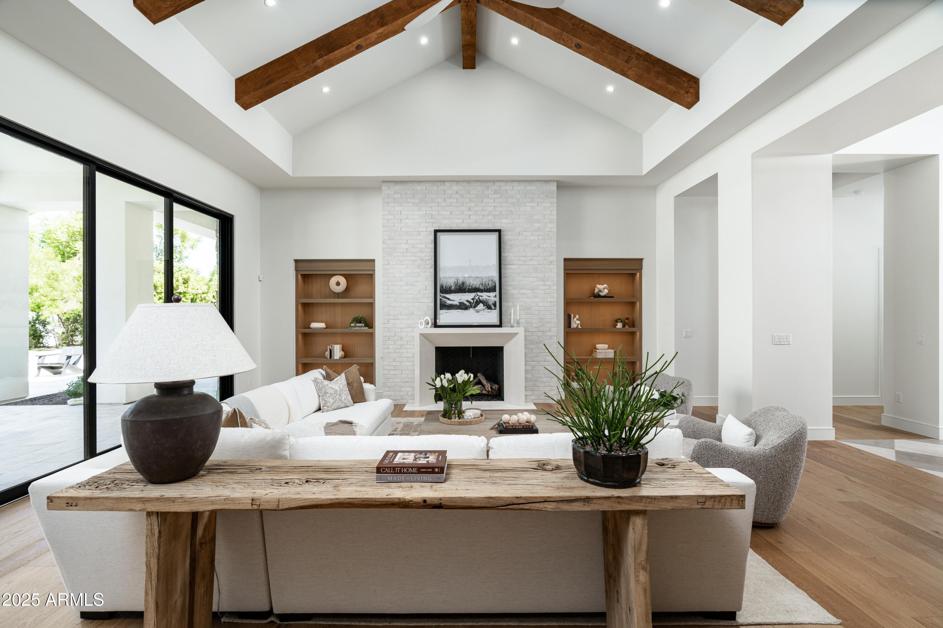 6302 E CALLE DEL NORTE