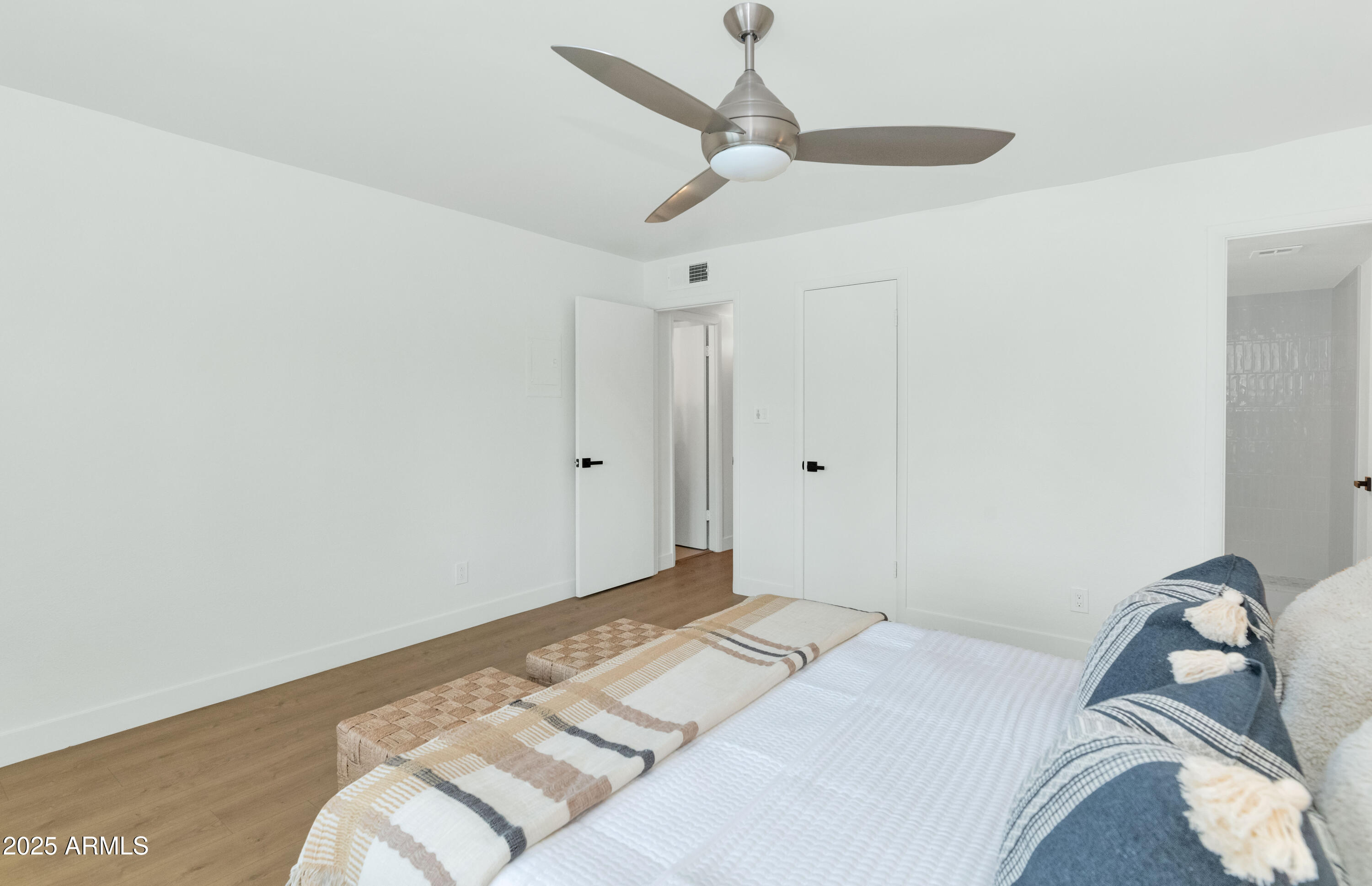 4201 E CAMELBACK Road, 70