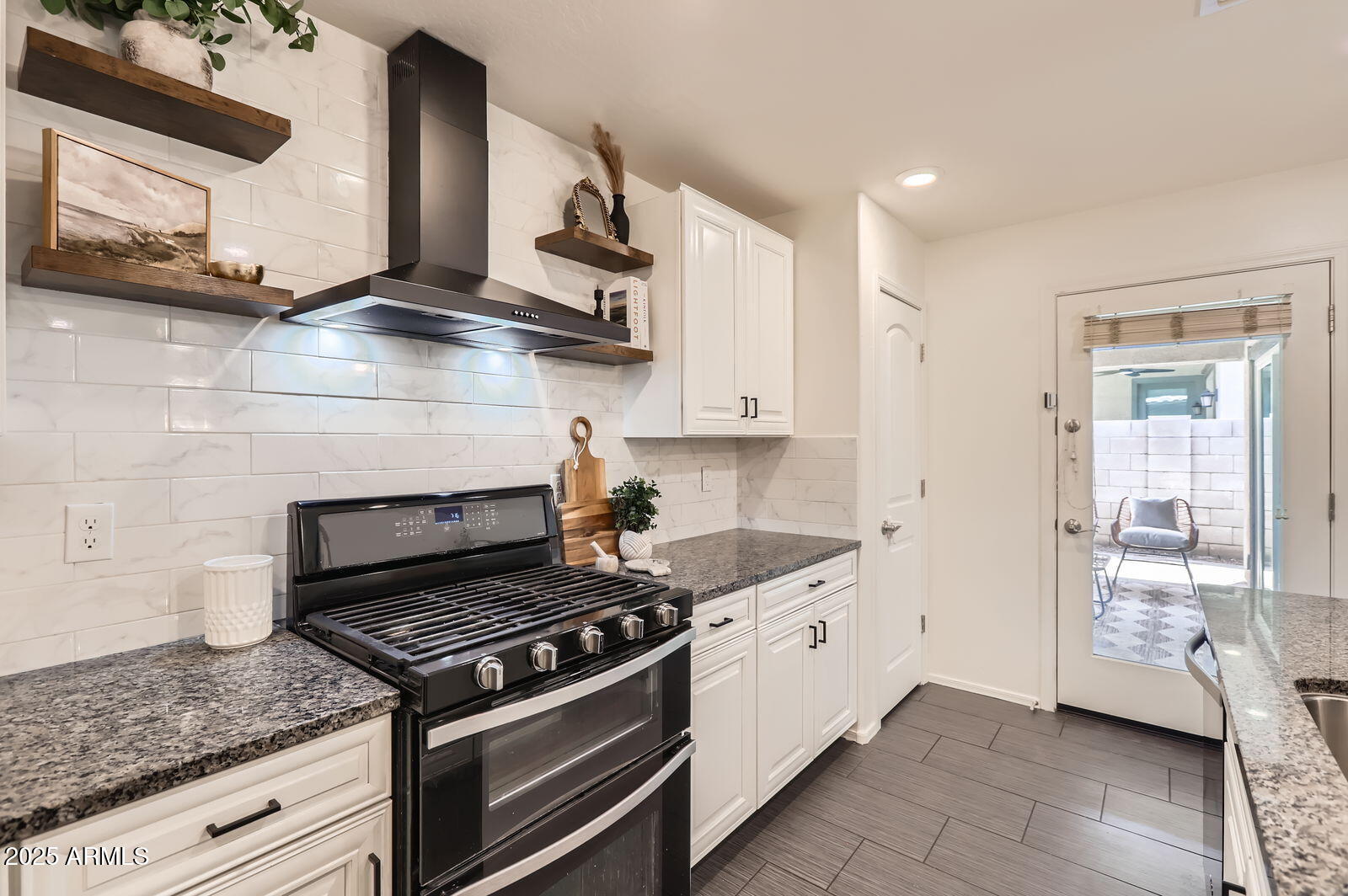 128 E BLUEJAY Drive