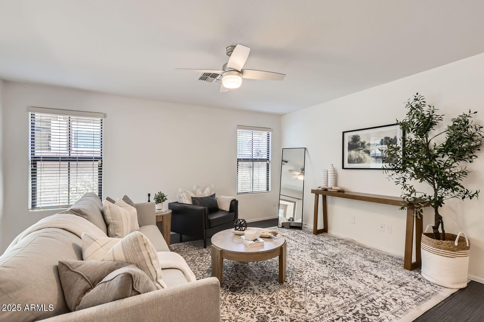 128 E BLUEJAY Drive