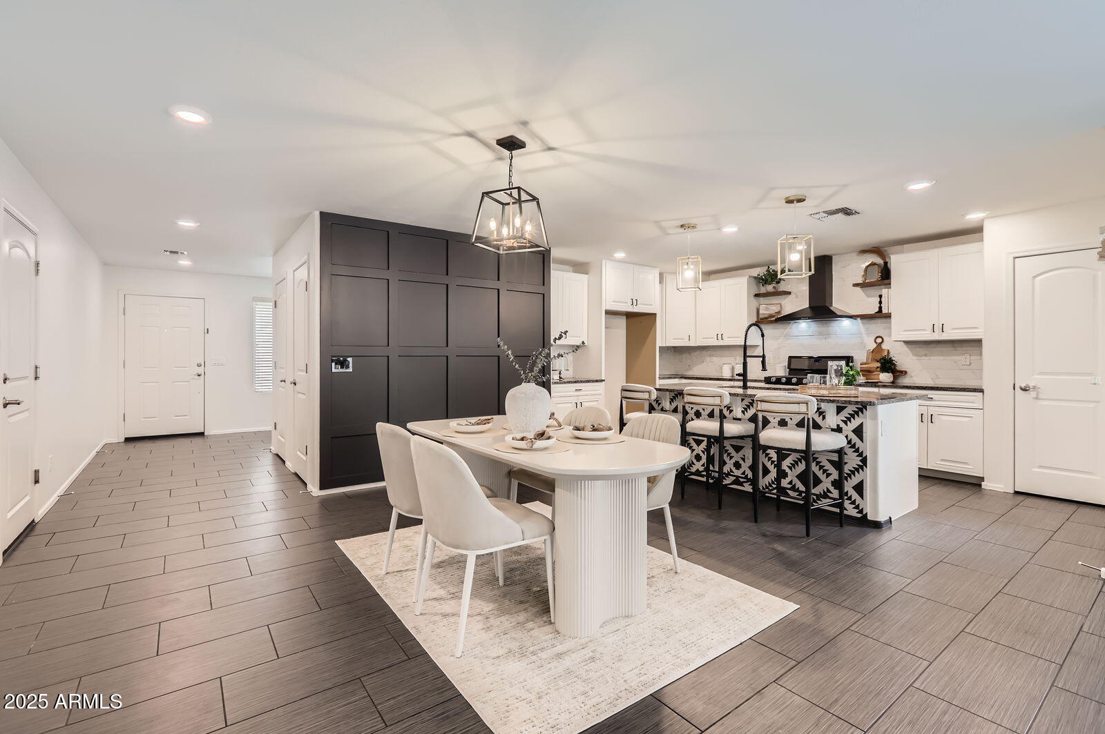 128 E BLUEJAY Drive