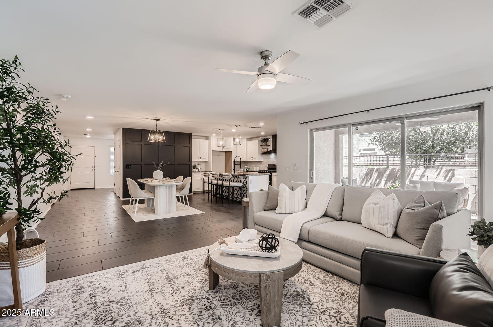 128 E BLUEJAY Drive