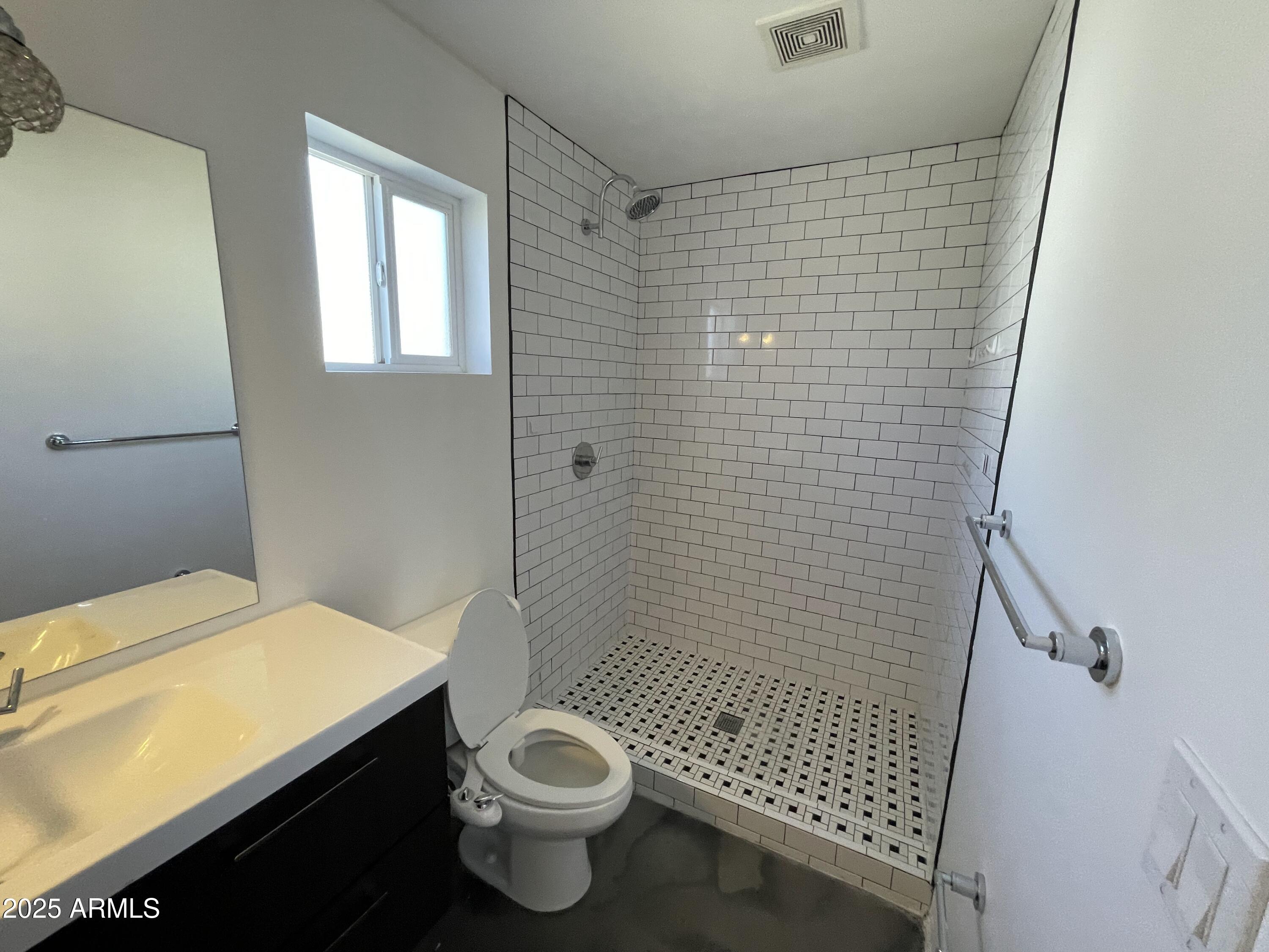 3416 N 37TH Street, 11