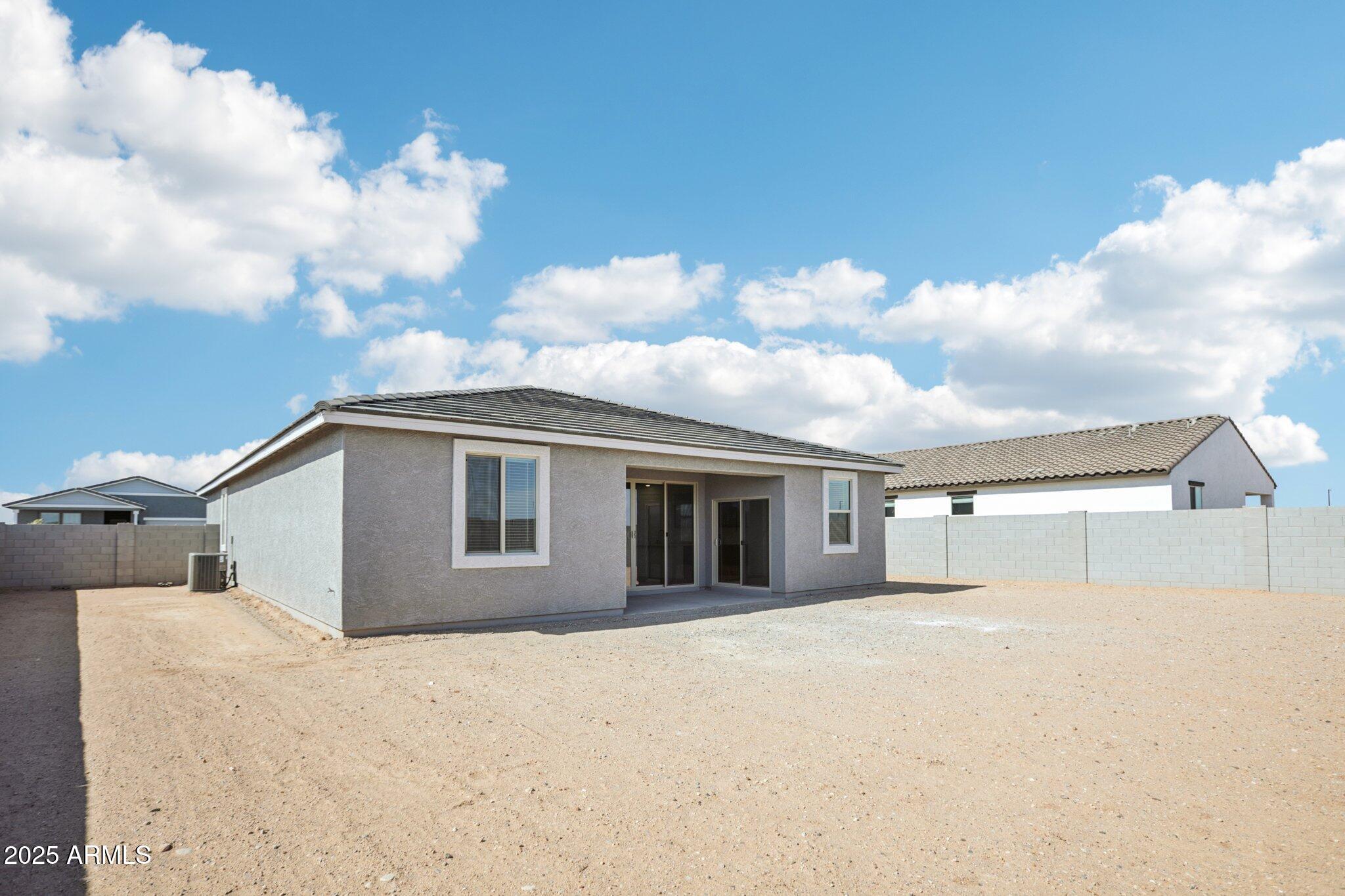 18269 W CAMINO DE ORO