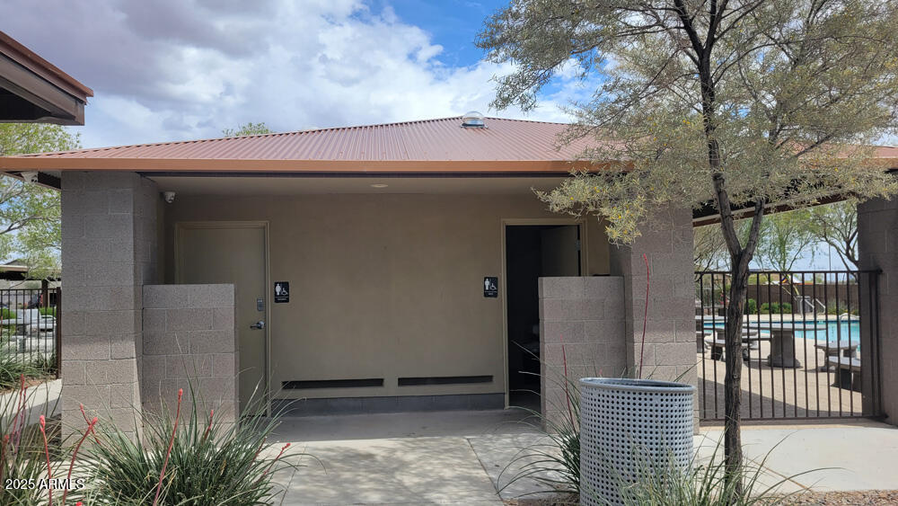 18261 W CAMINO DE ORO