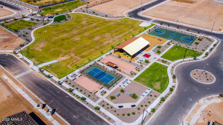 18261 W CAMINO DE ORO