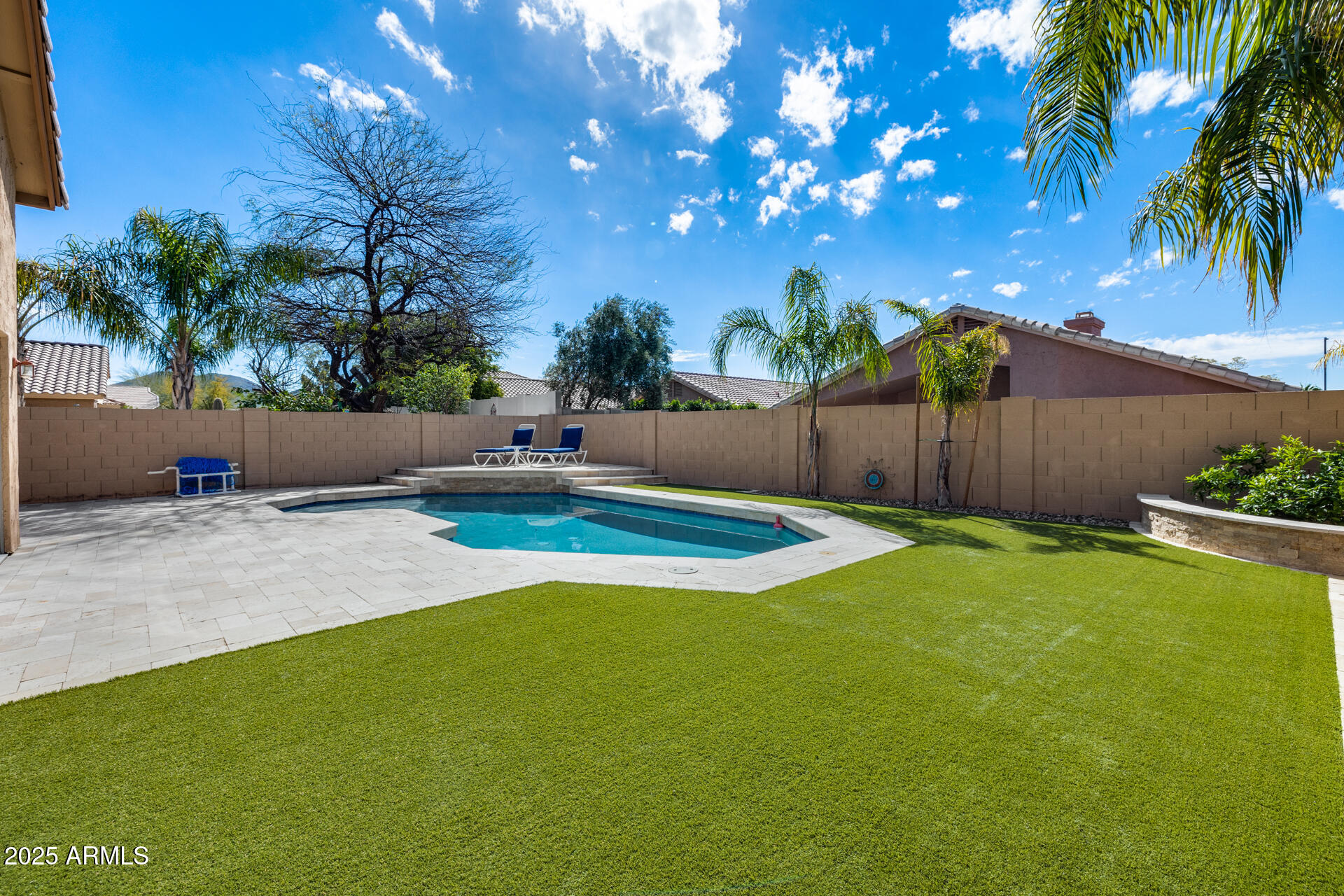 9631 E PALM RIDGE Drive