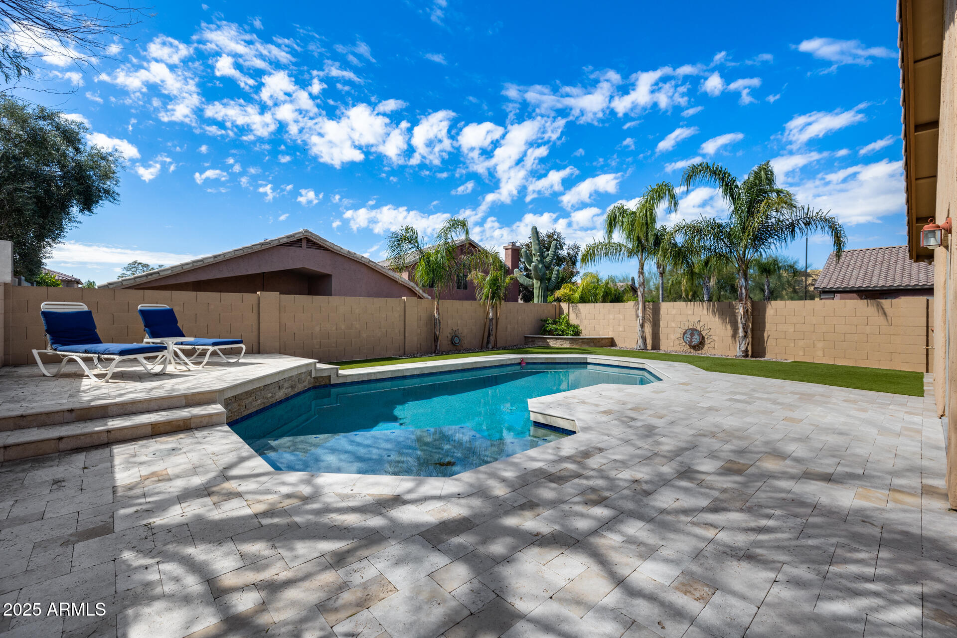 9631 E PALM RIDGE Drive