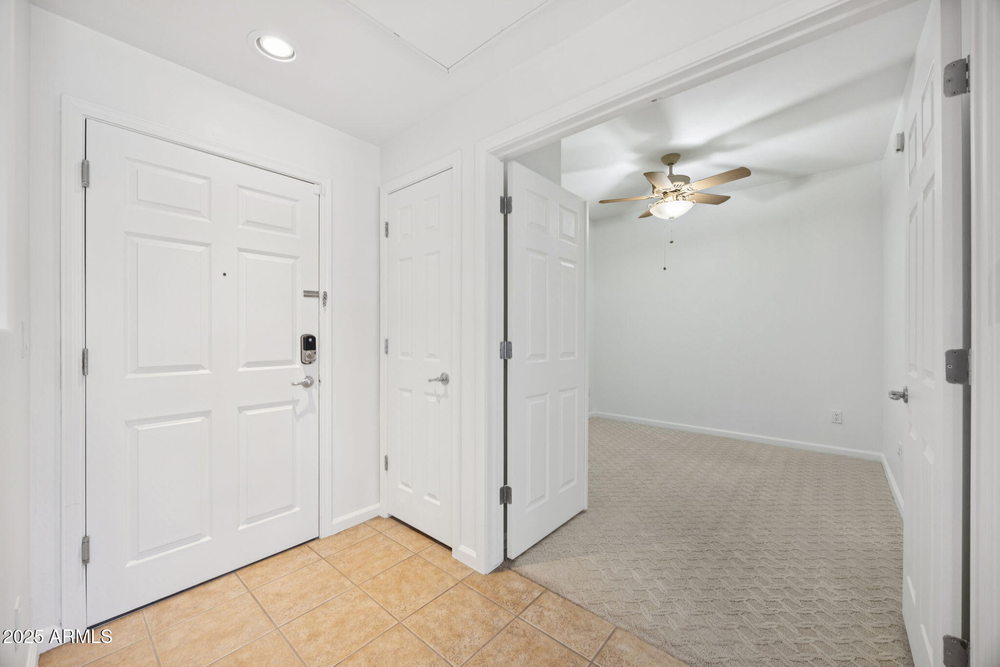 14000 N 94TH Street, 3198