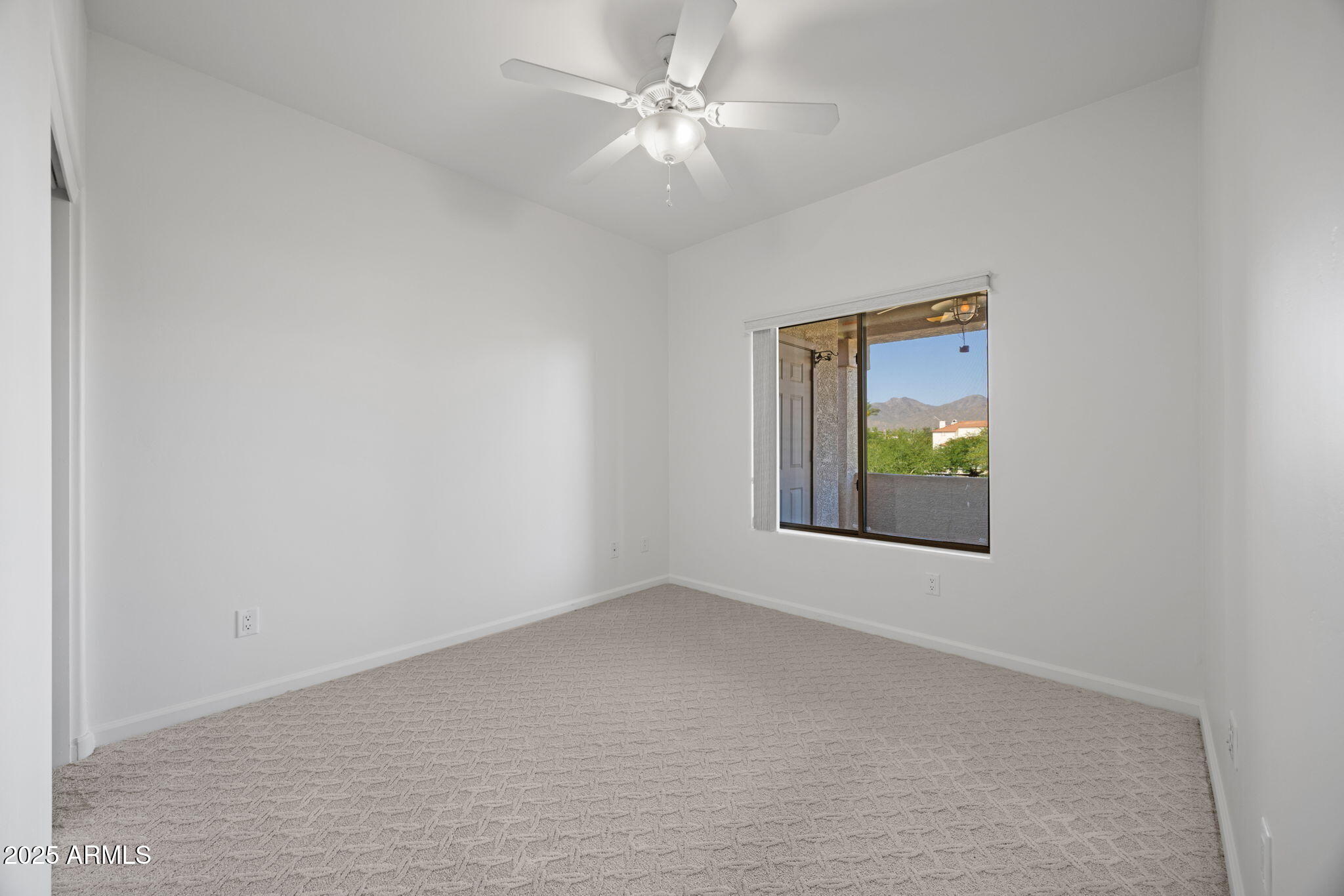 14000 N 94TH Street, 3198