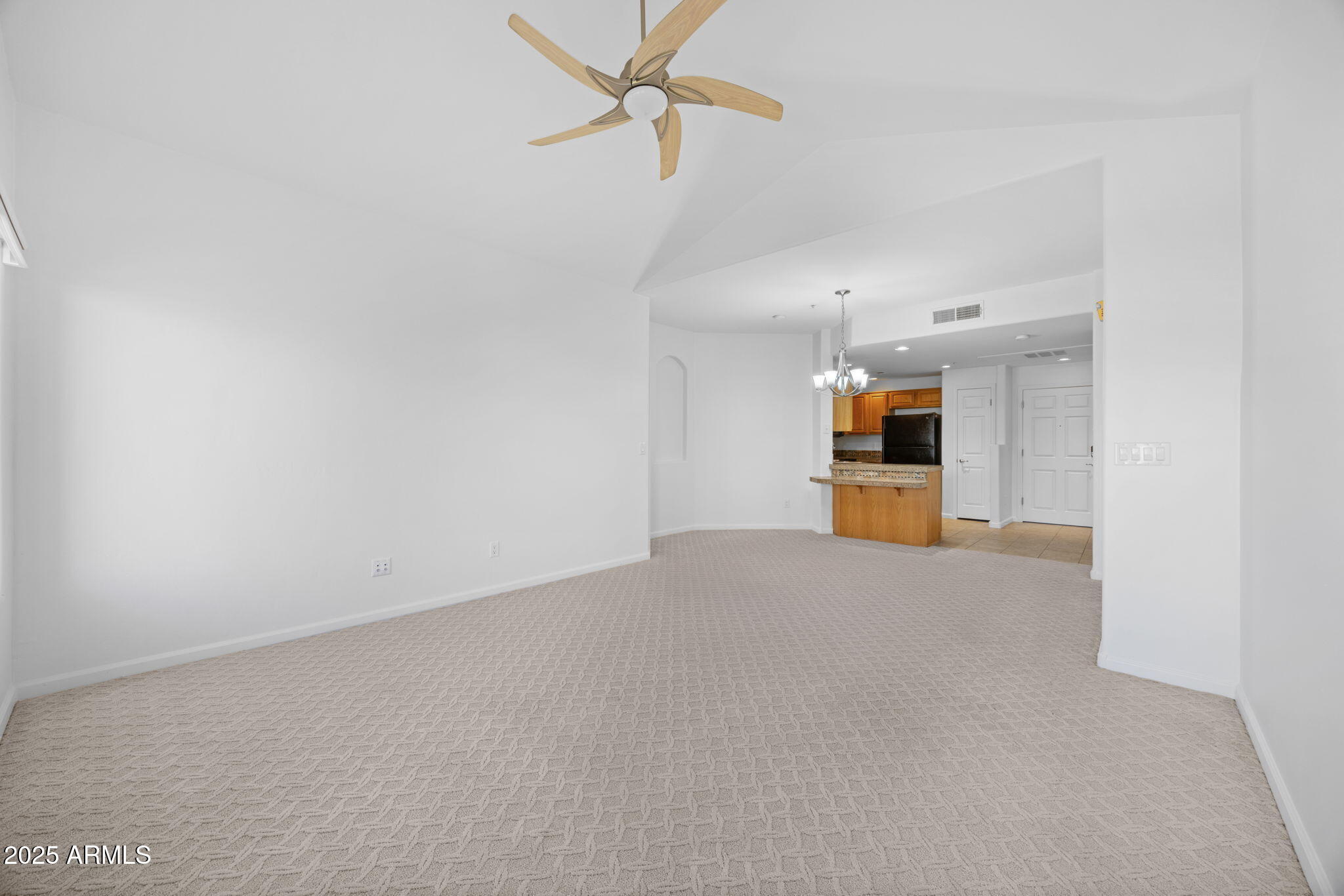 14000 N 94TH Street, 3198