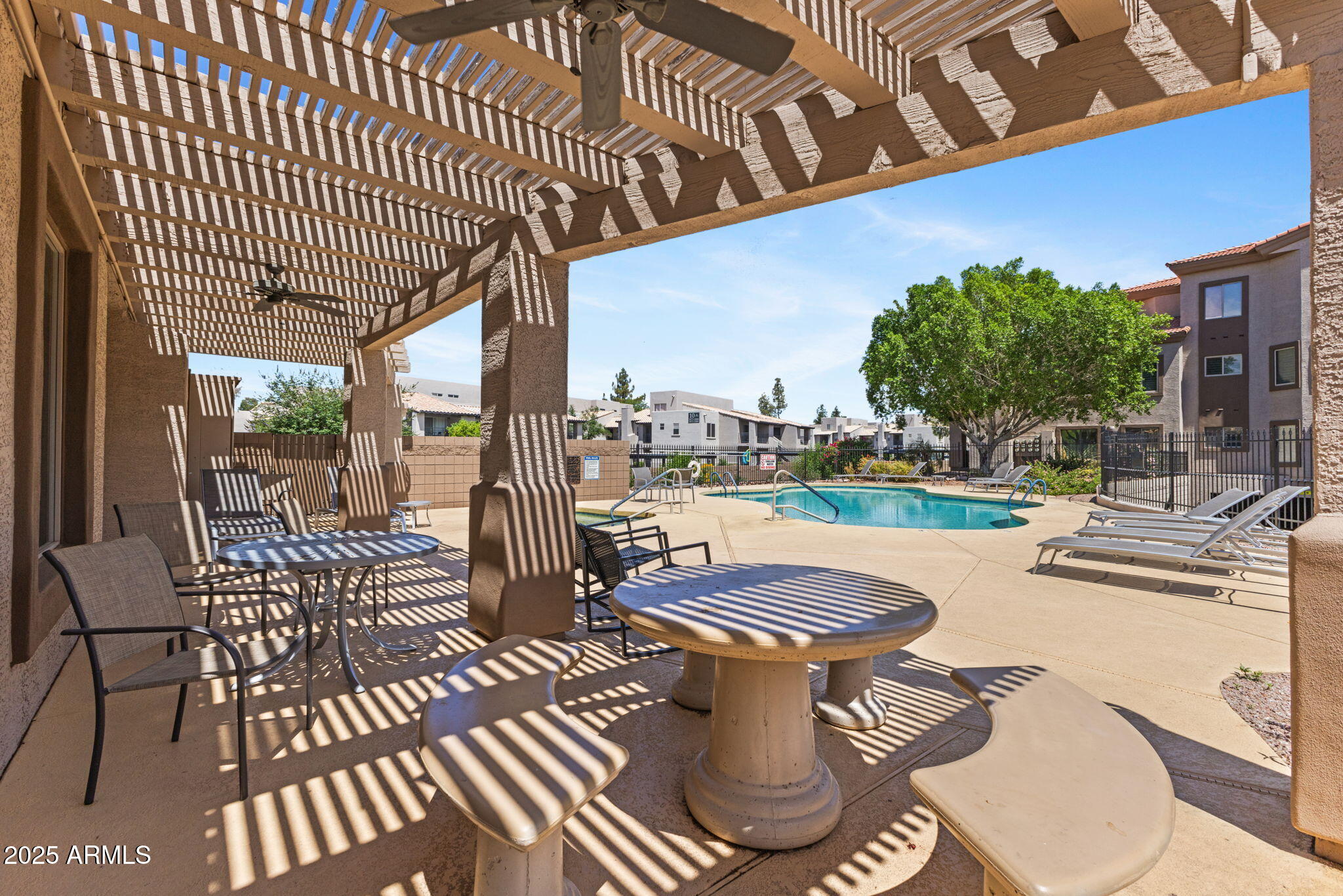 14000 N 94TH Street, 3198