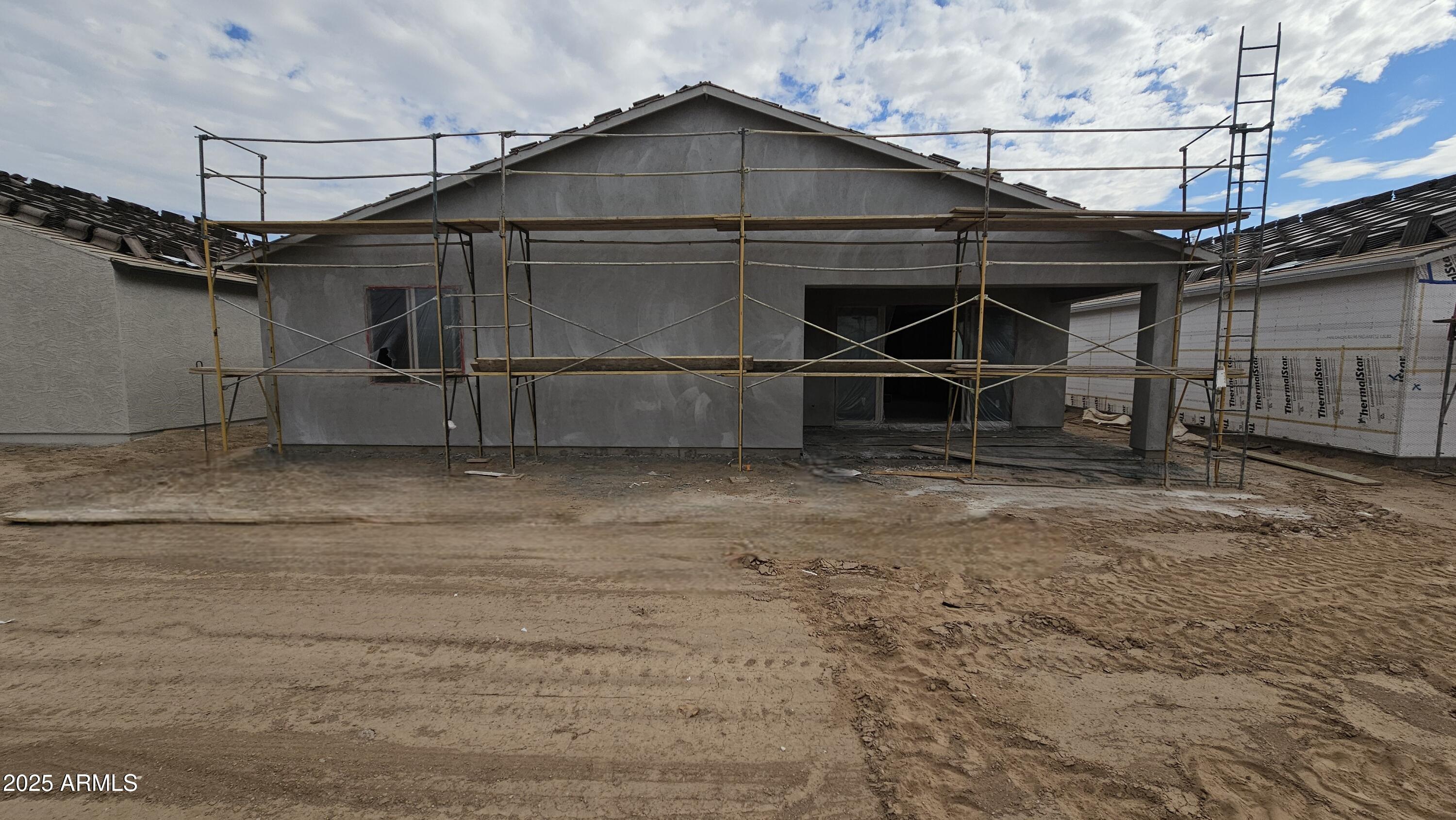 2654 E RUSTLER Road