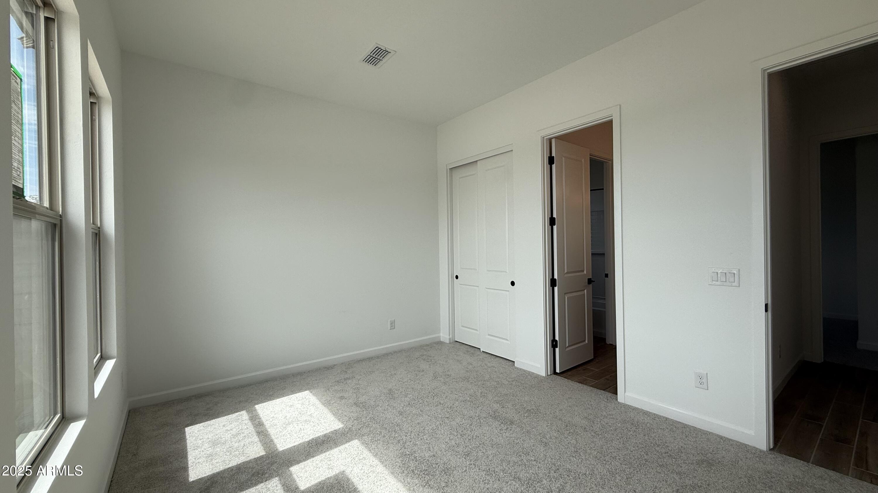 11410 E UTAH Avenue