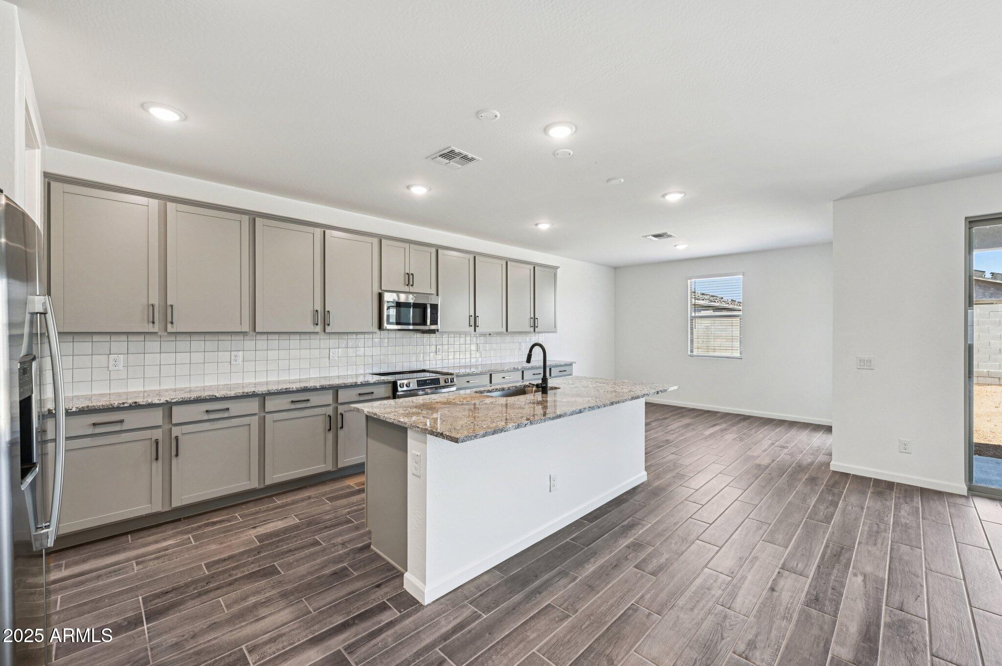 15794 W CHERYL Drive