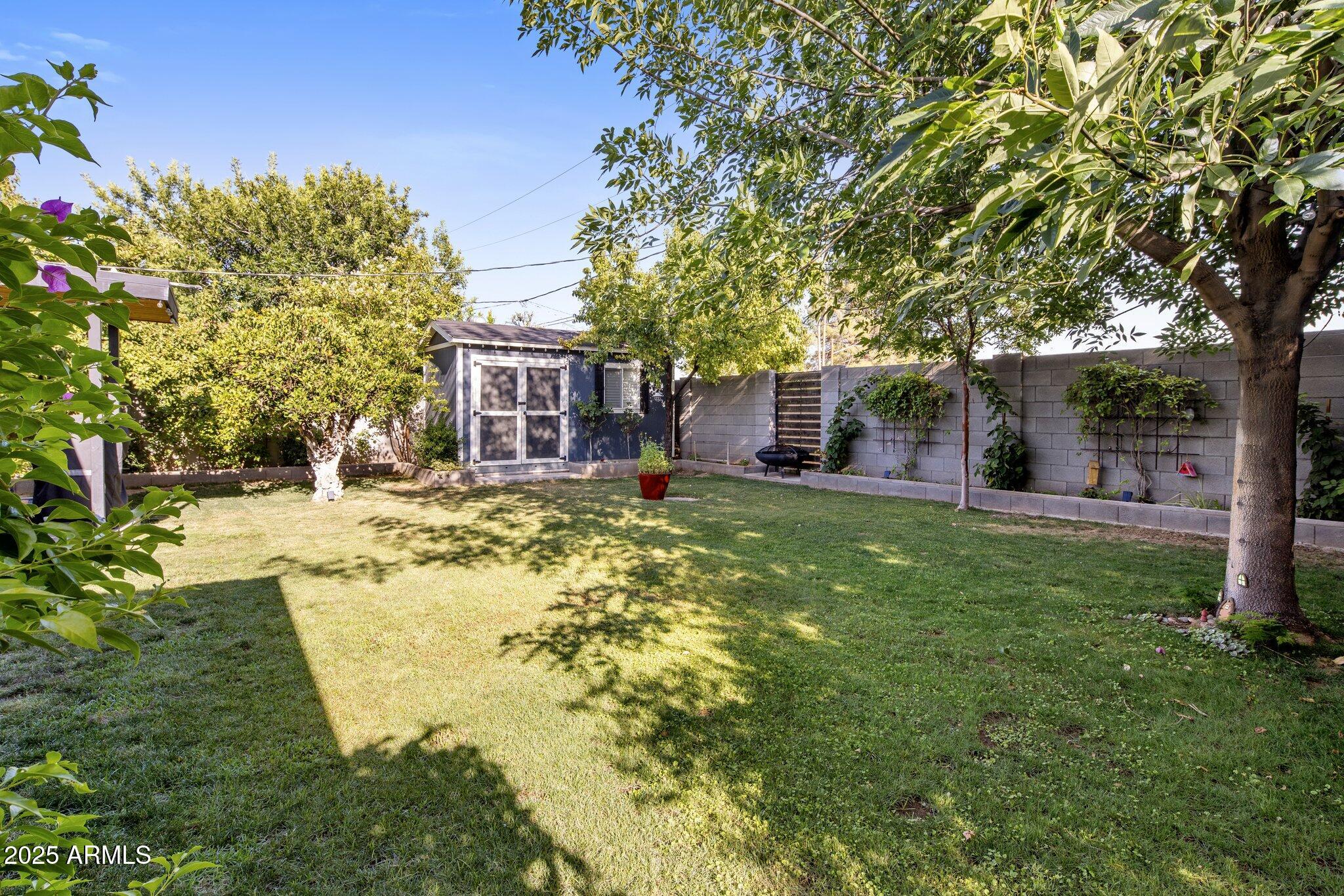 1825 E Palo Verde Drive