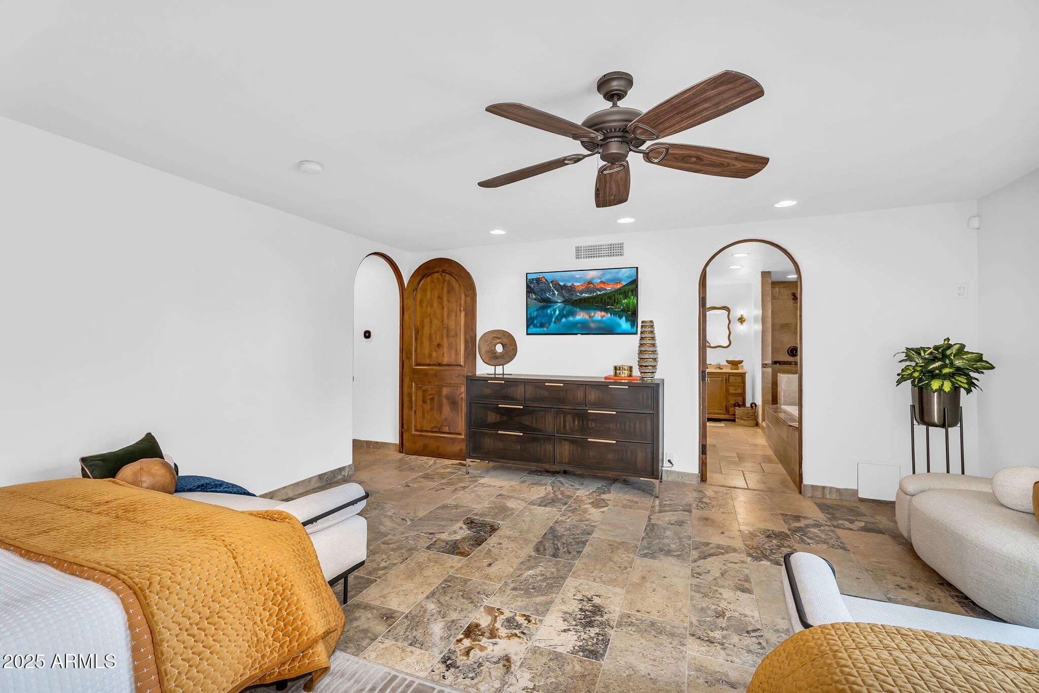 7000 N 47TH Street