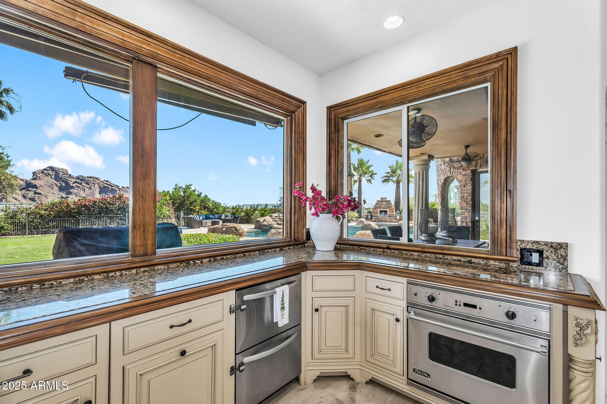 7000 N 47TH Street