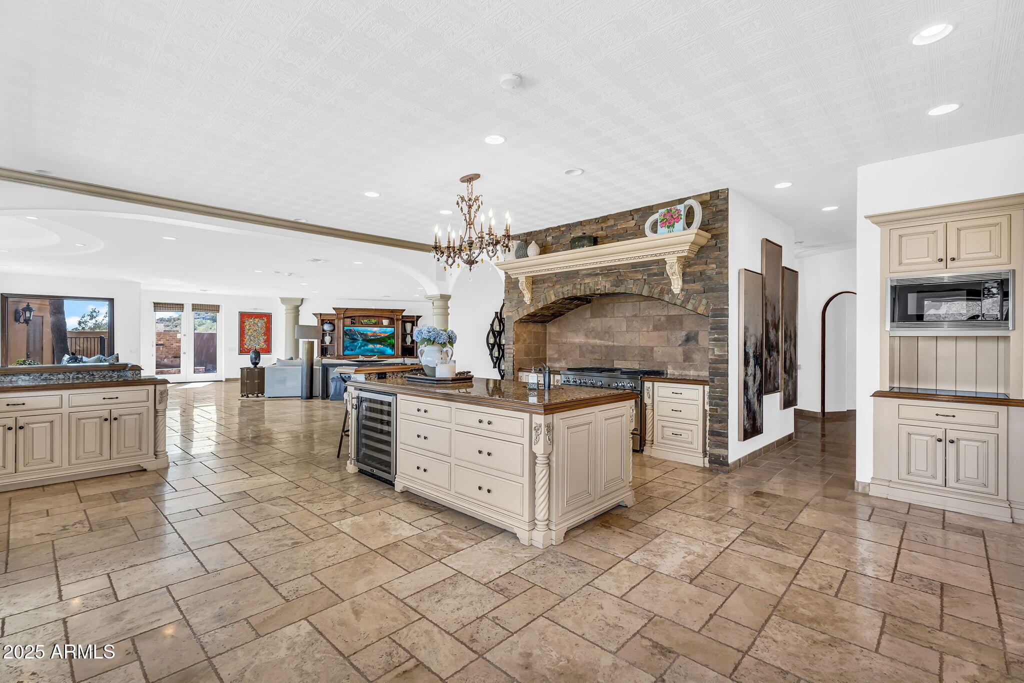 7000 N 47TH Street