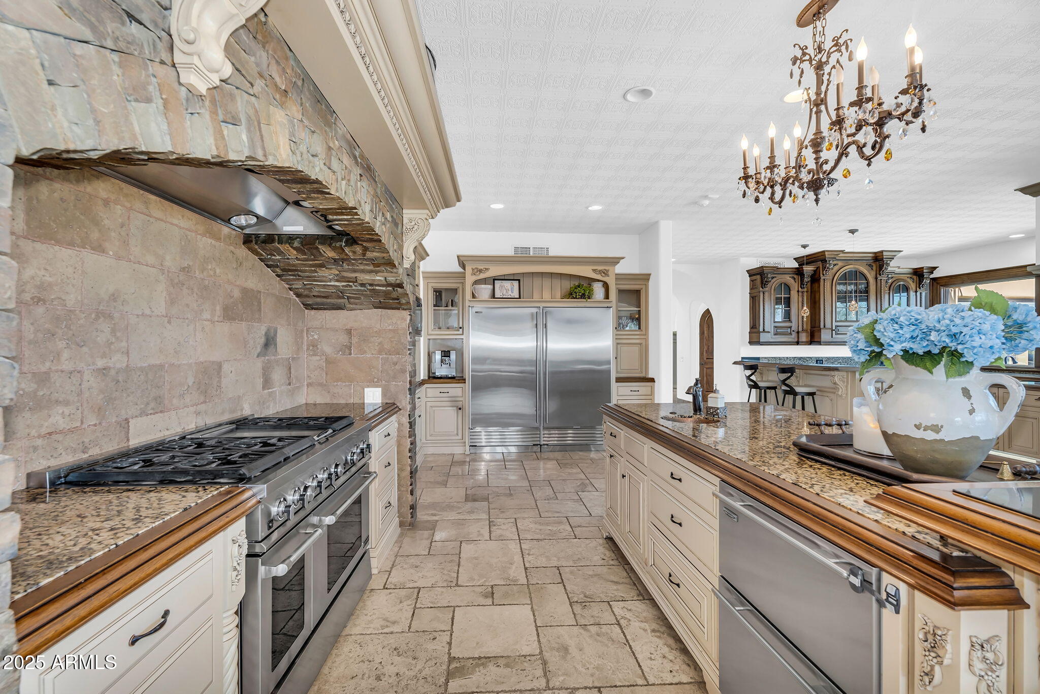 7000 N 47TH Street