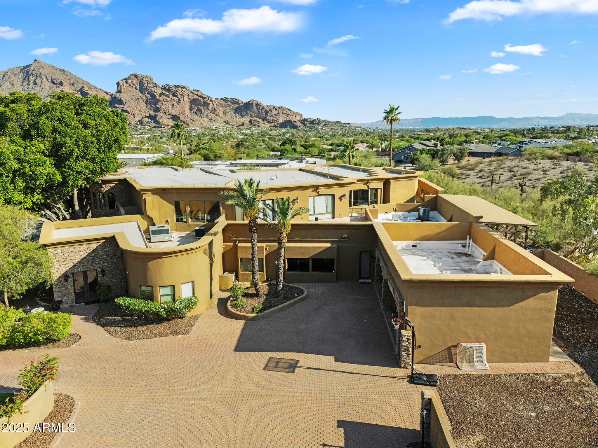 7000 N 47TH Street