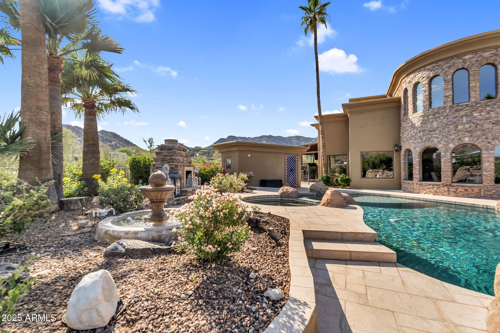 7000 N 47TH Street
