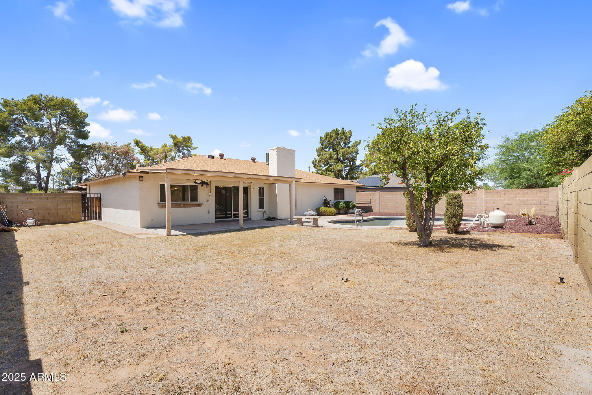 3514 W HELENA Drive