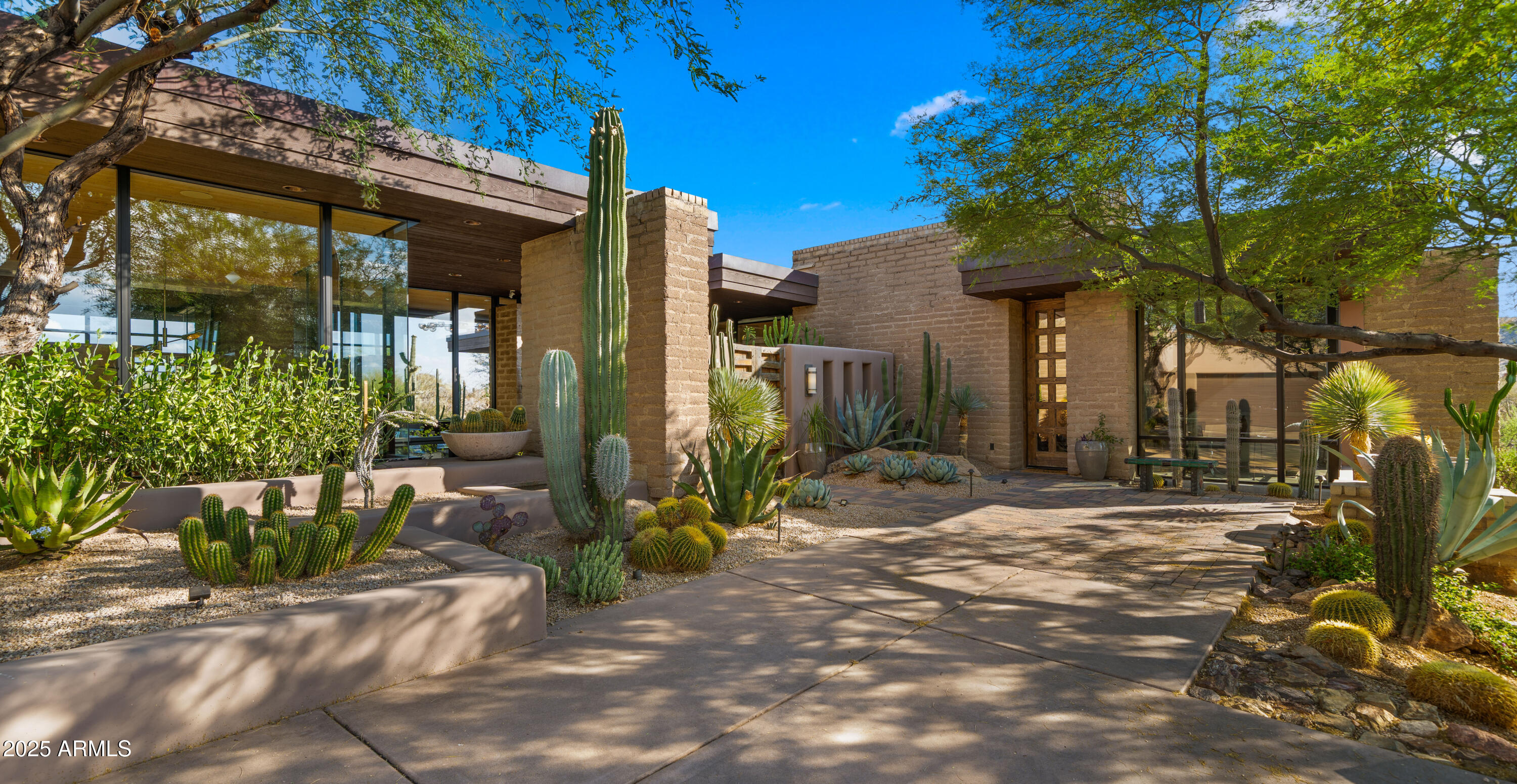 30600 N PIMA Road, 61