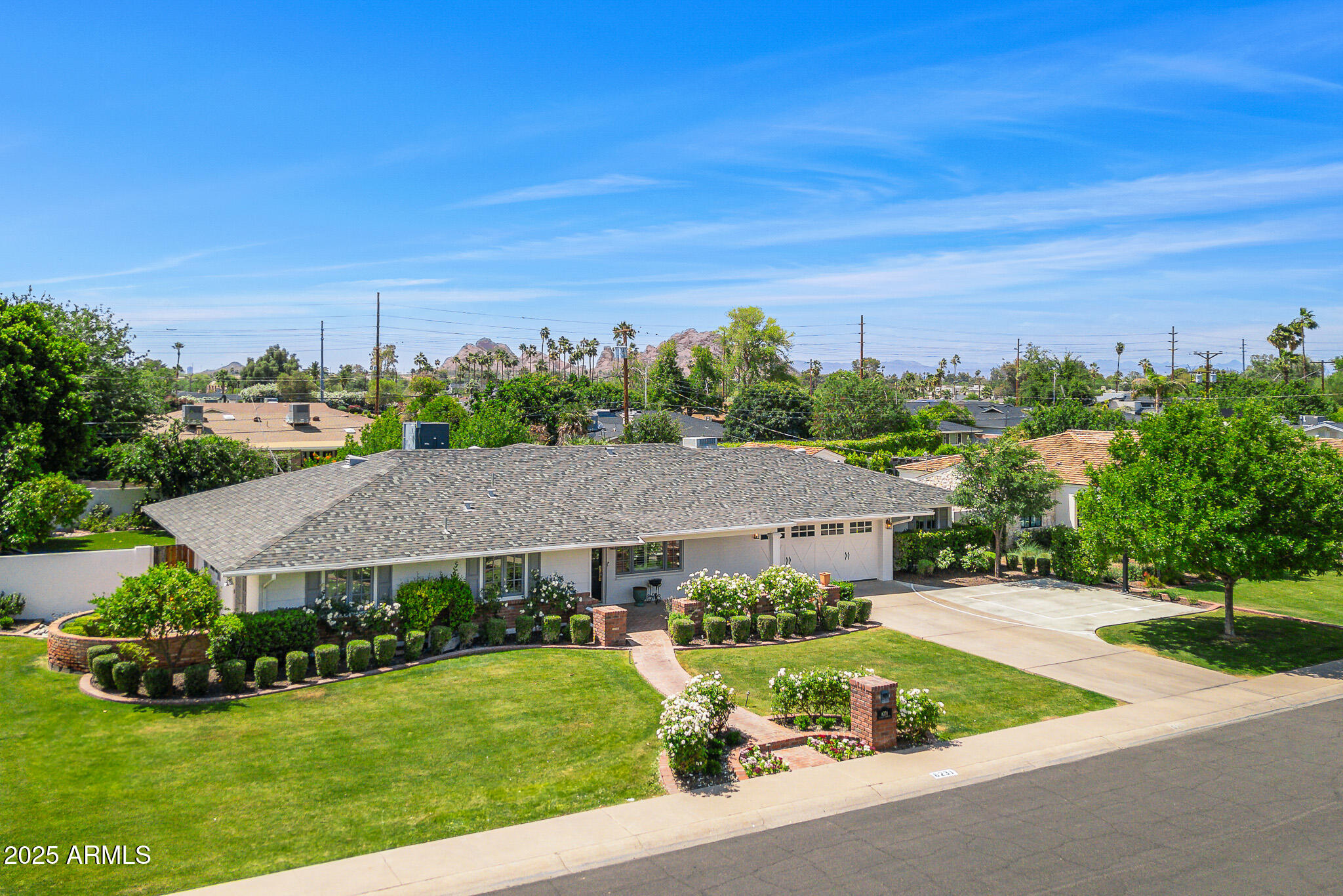 6231 E CALLE CAMELIA