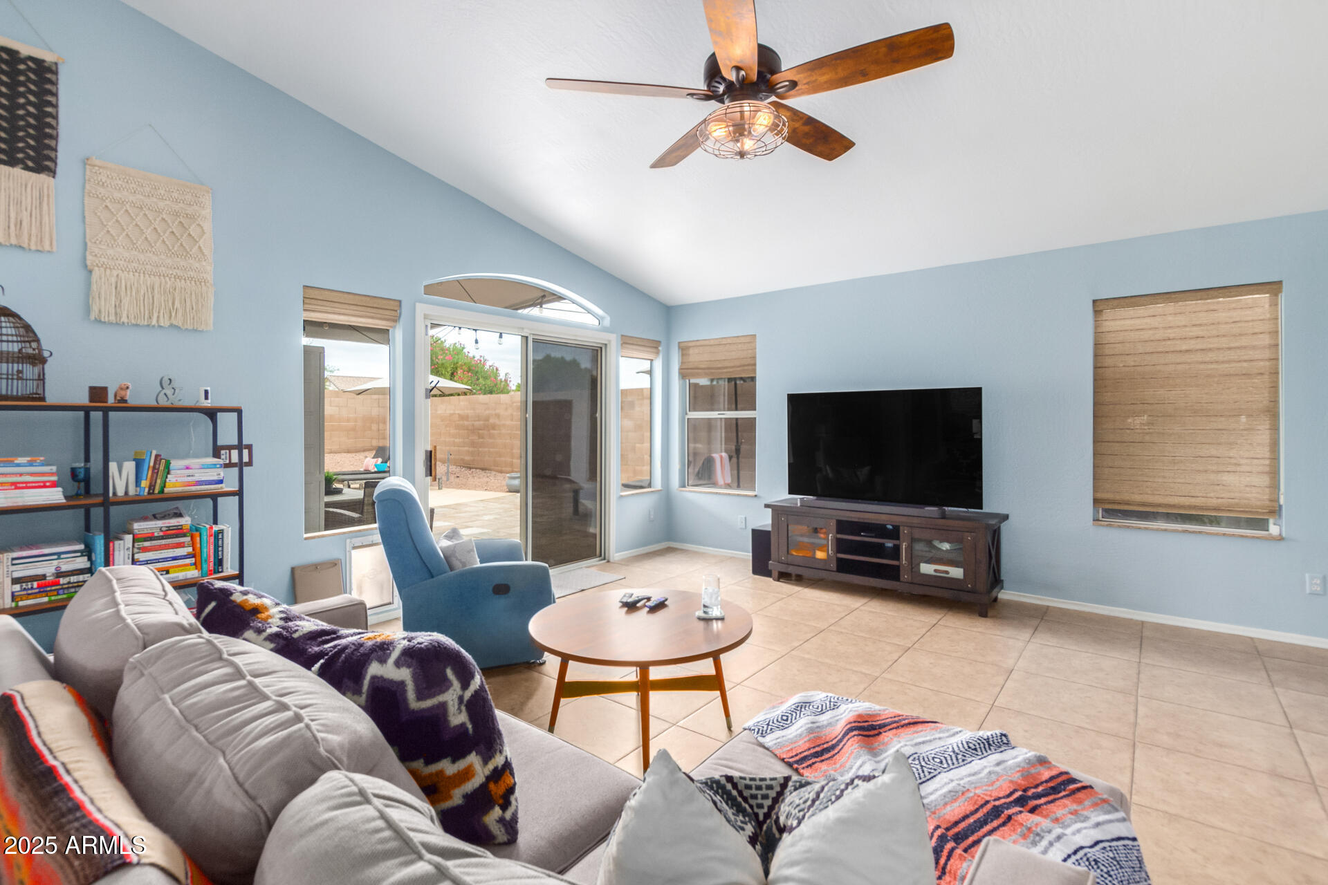 150 W VILLA THERESA Drive