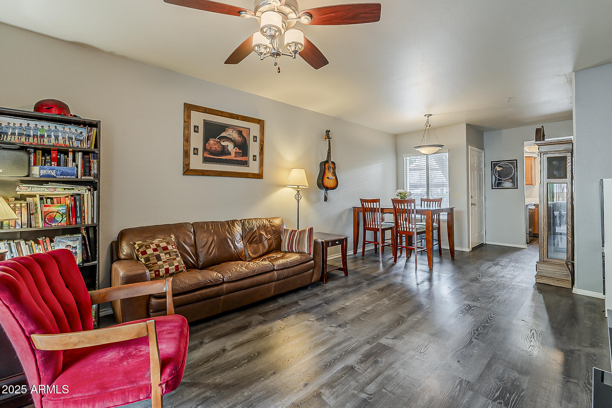 1825 W RAY Road W, 1054