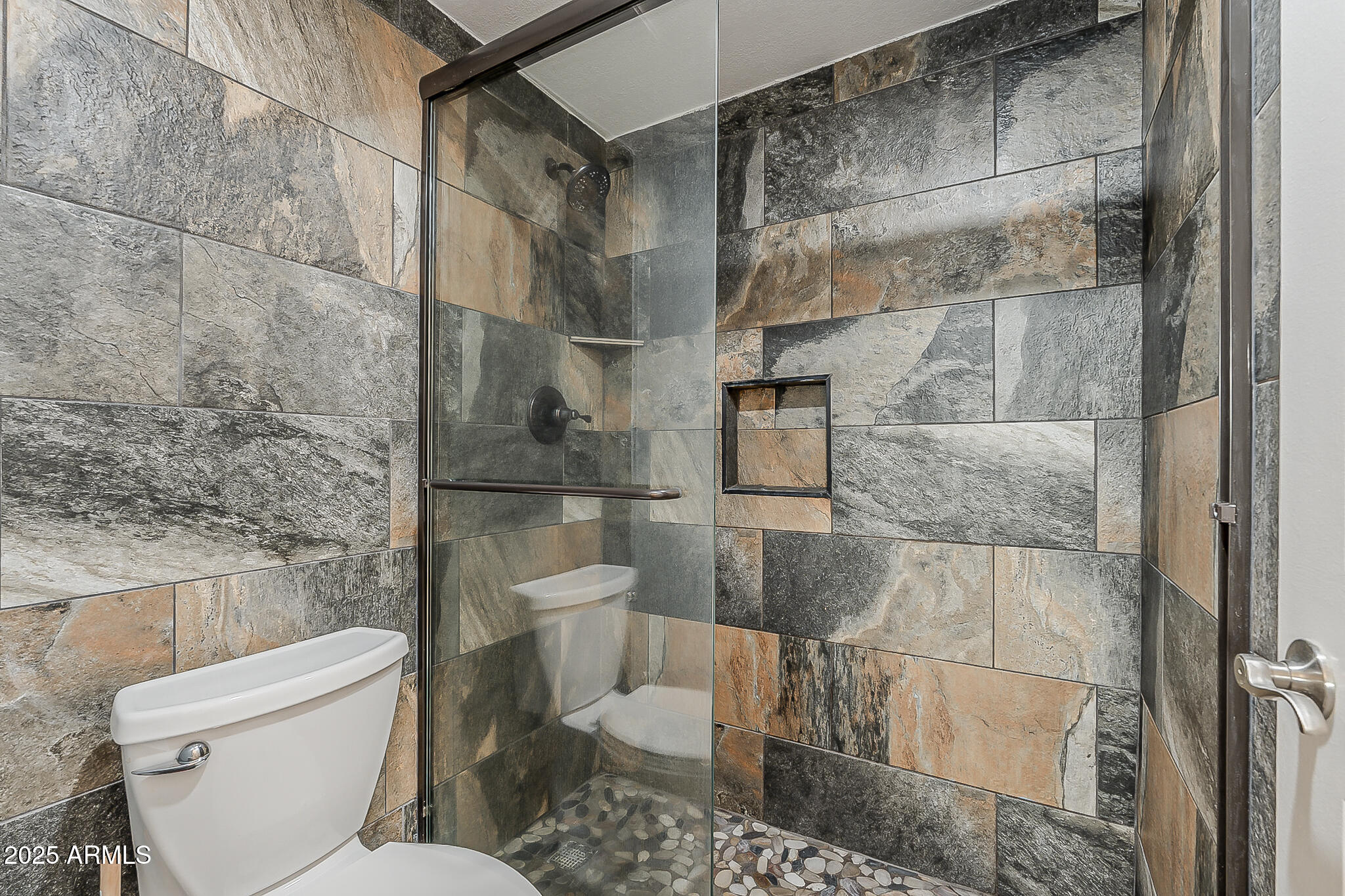 1825 W RAY Road W, 1054