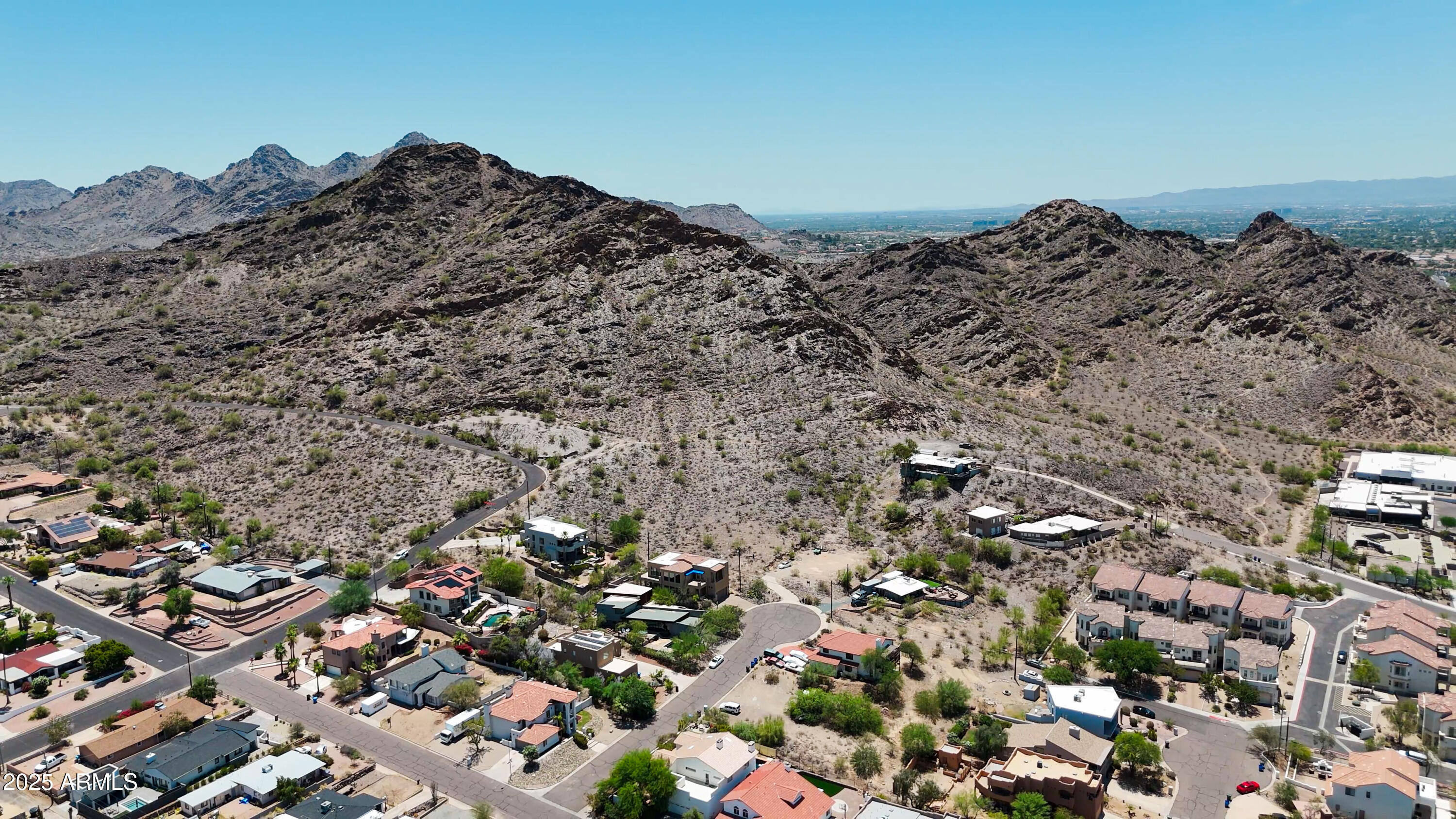 1540 E DUNLAP Avenue 2177