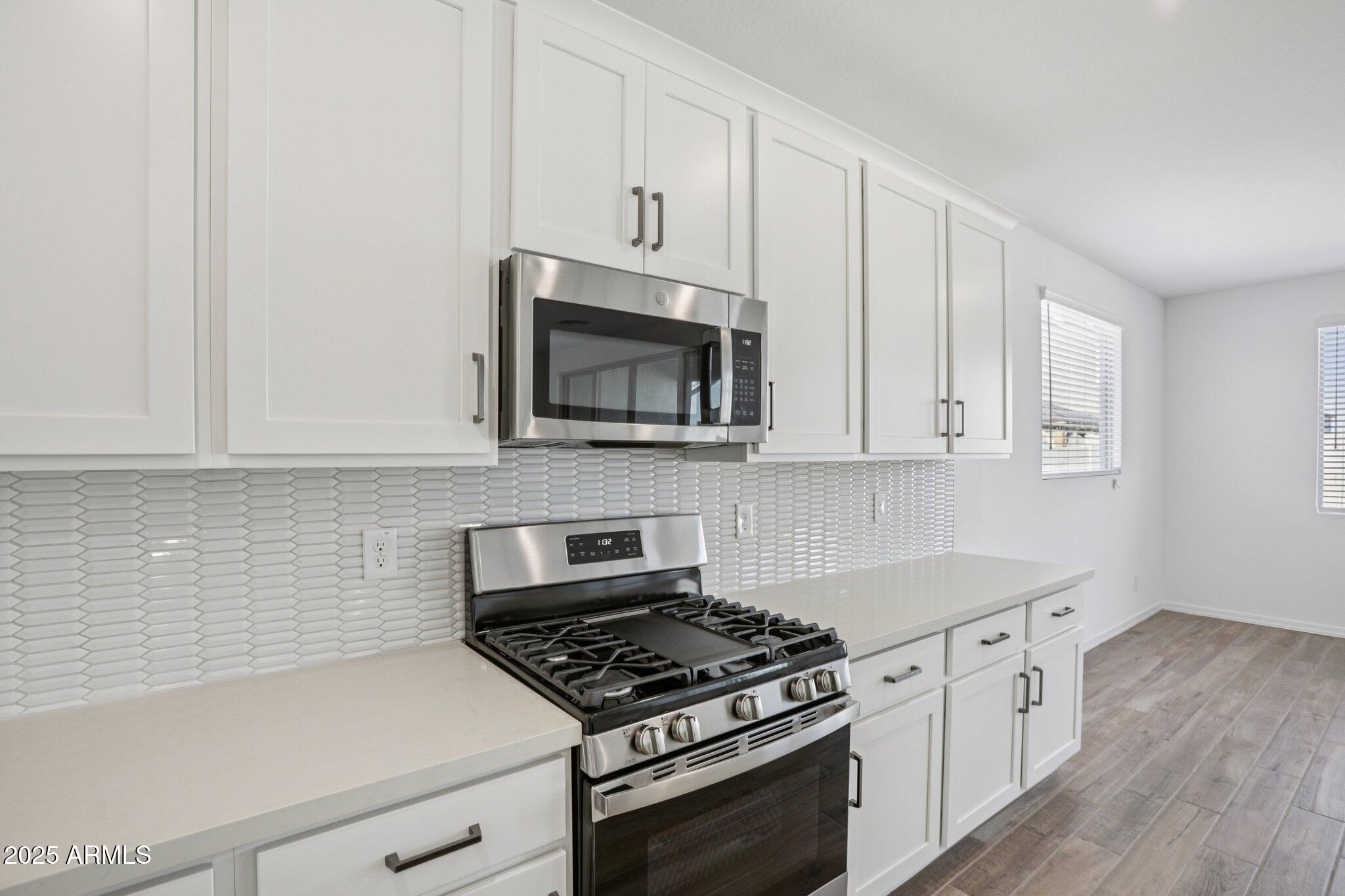5528 W HOPI Trail