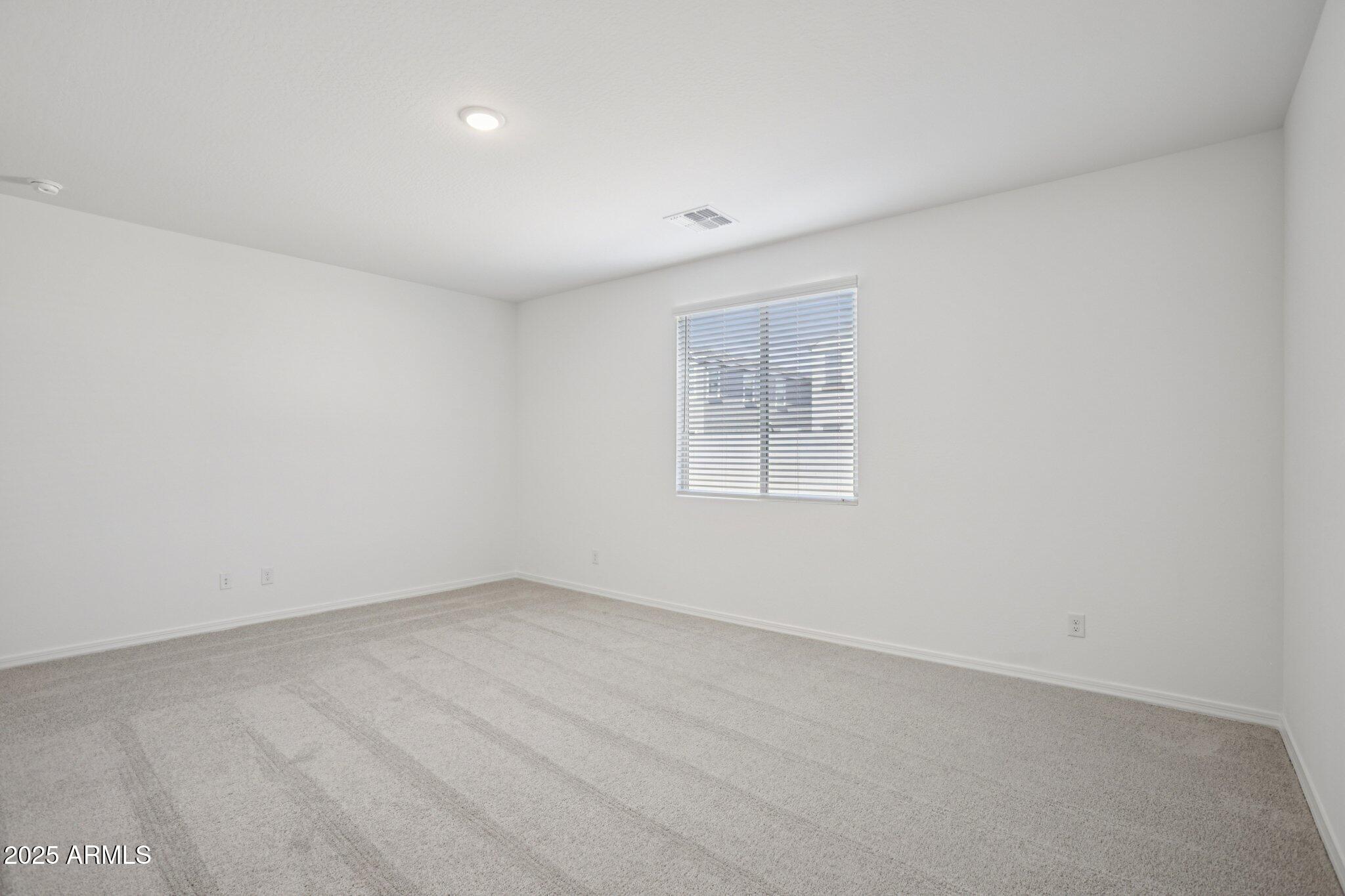 5528 W HOPI Trail
