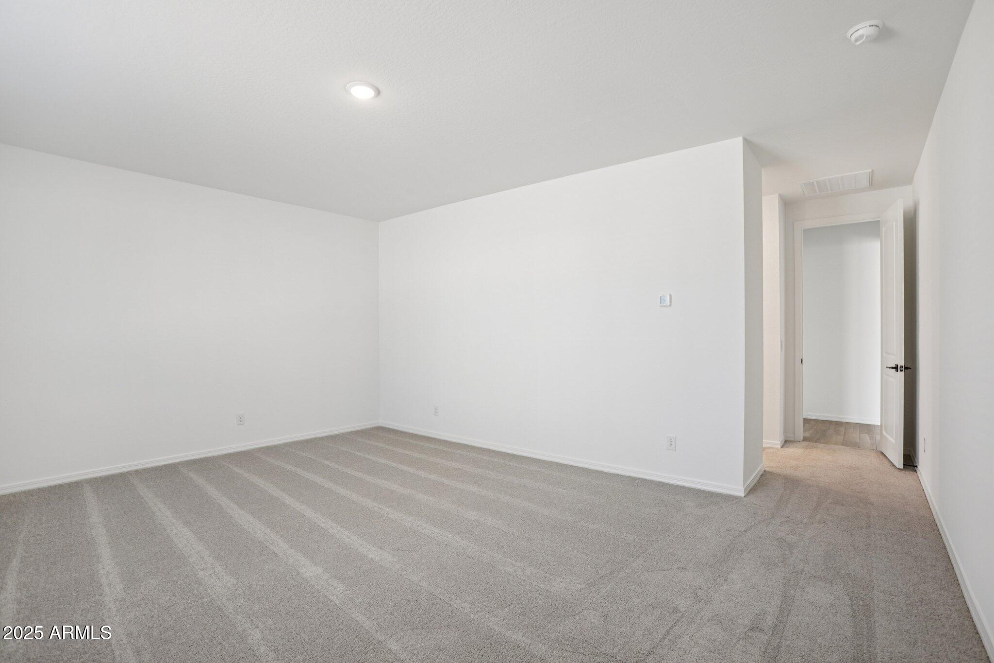 5528 W HOPI Trail